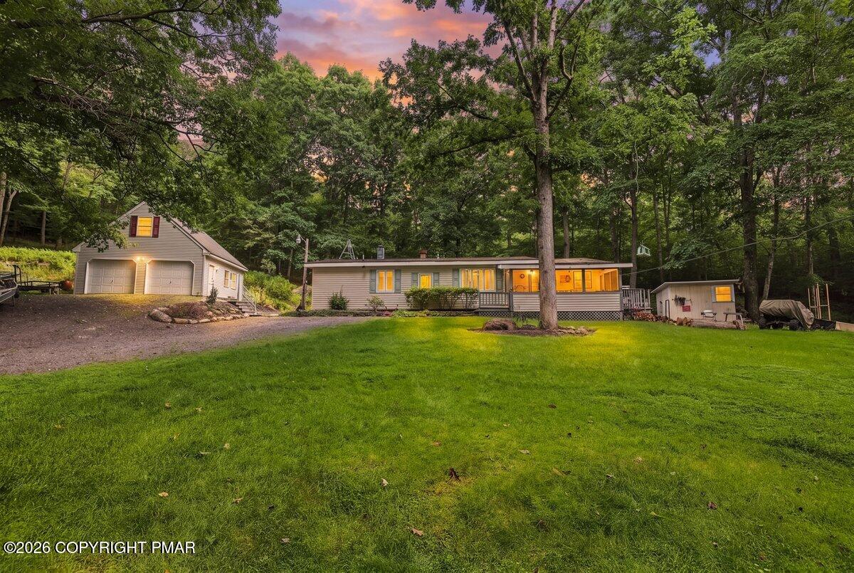 3192 Berry Lane — photo