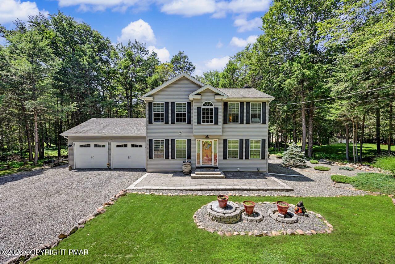 15 Lakeside Lane — photo