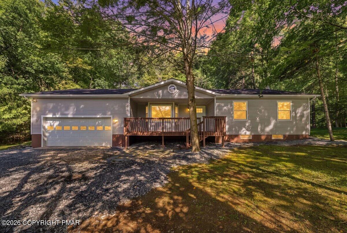 33 Huckleberry Drive — photo