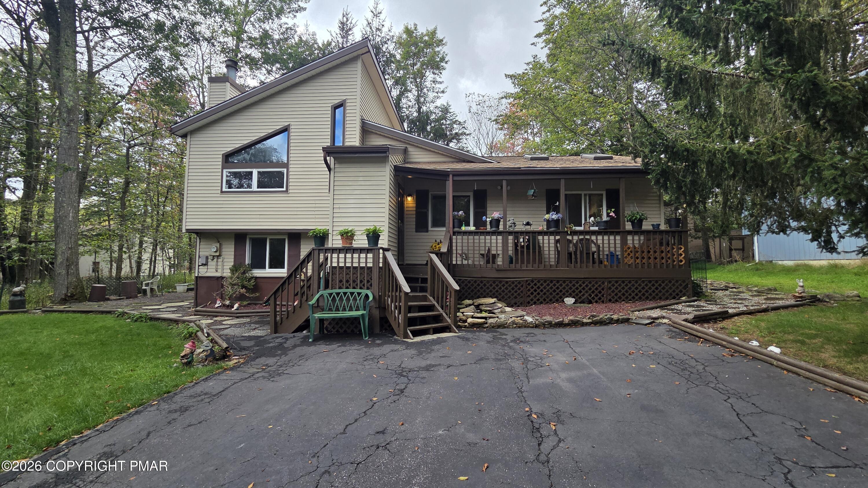7531 Crestview Drive — photo