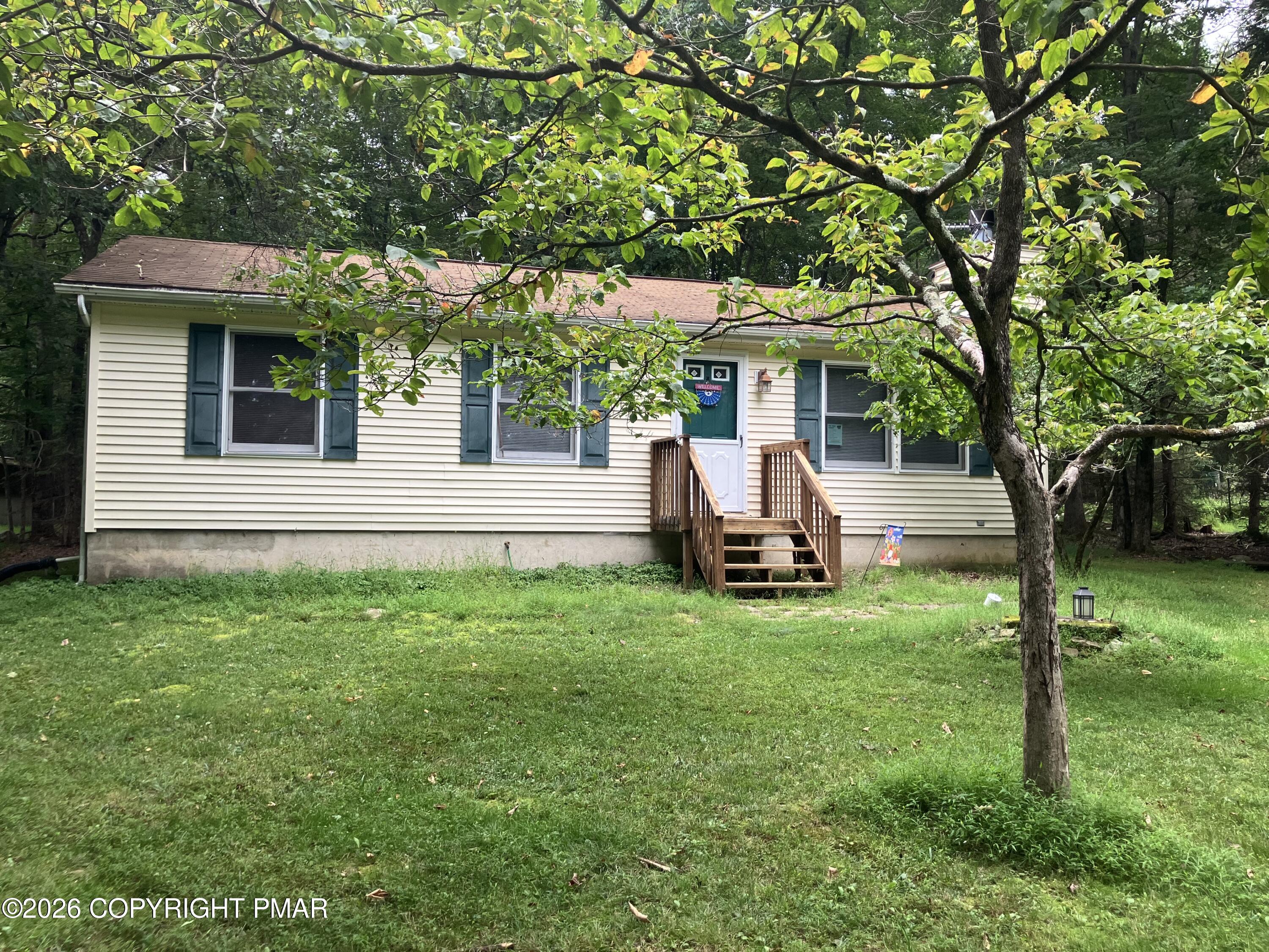 137 Aspen Road — photo