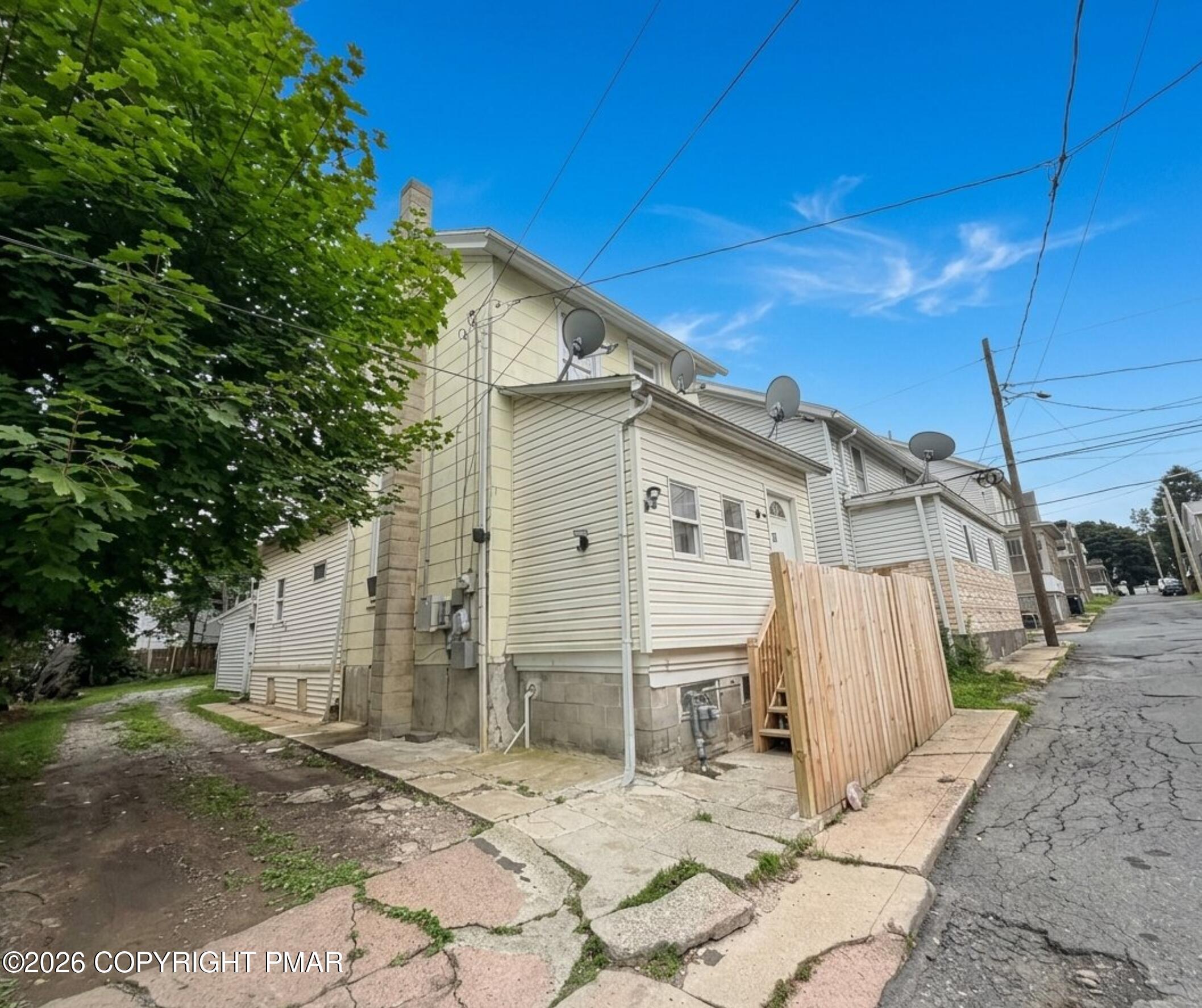 95 S Woodward Court — photo