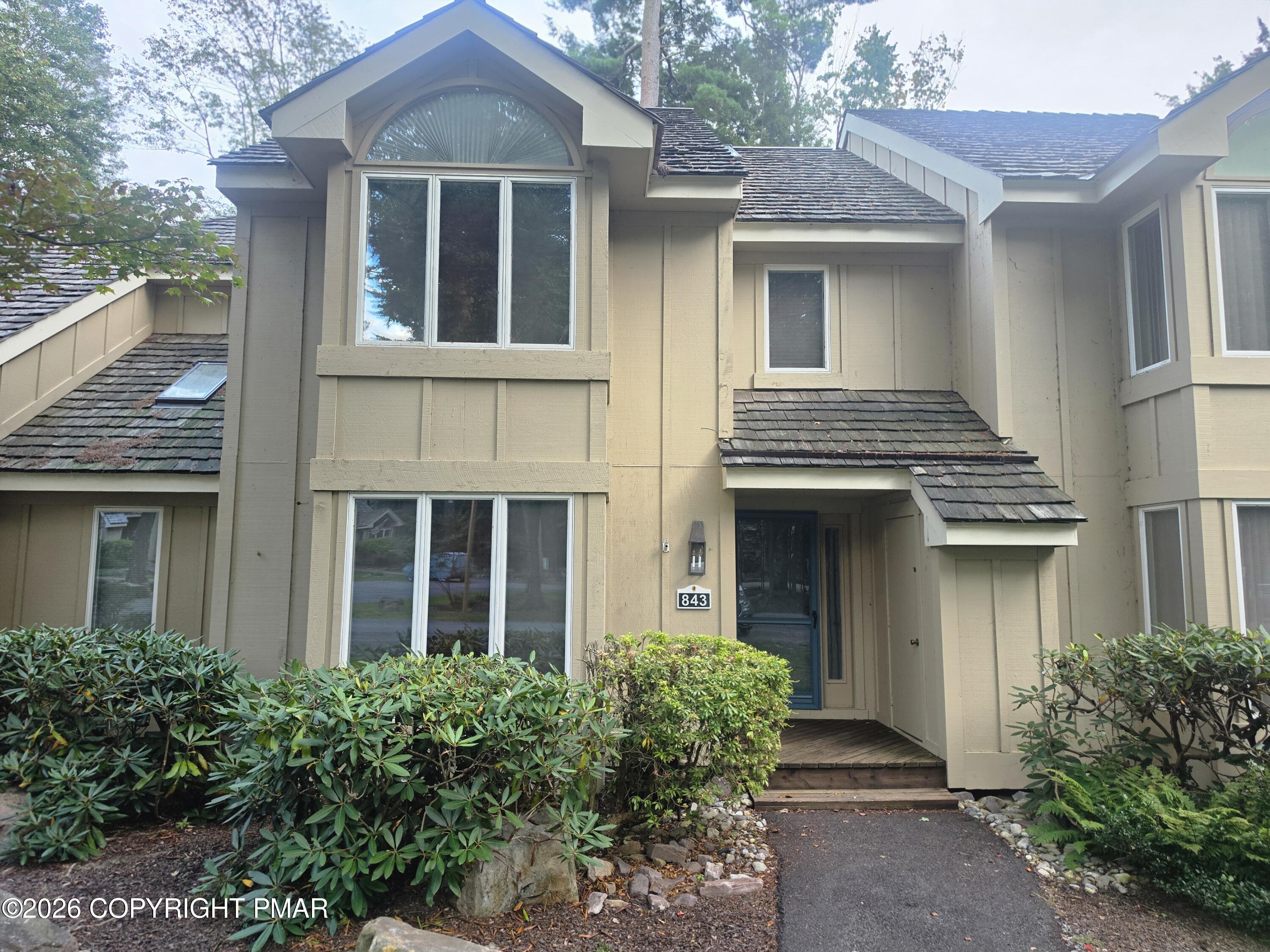 843 Crest Pines Lane — photo
