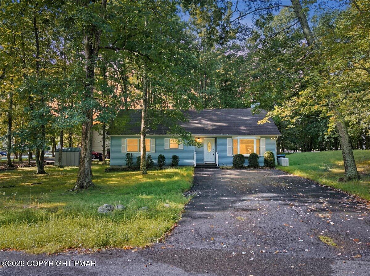 12031 Maplewood Drive — photo