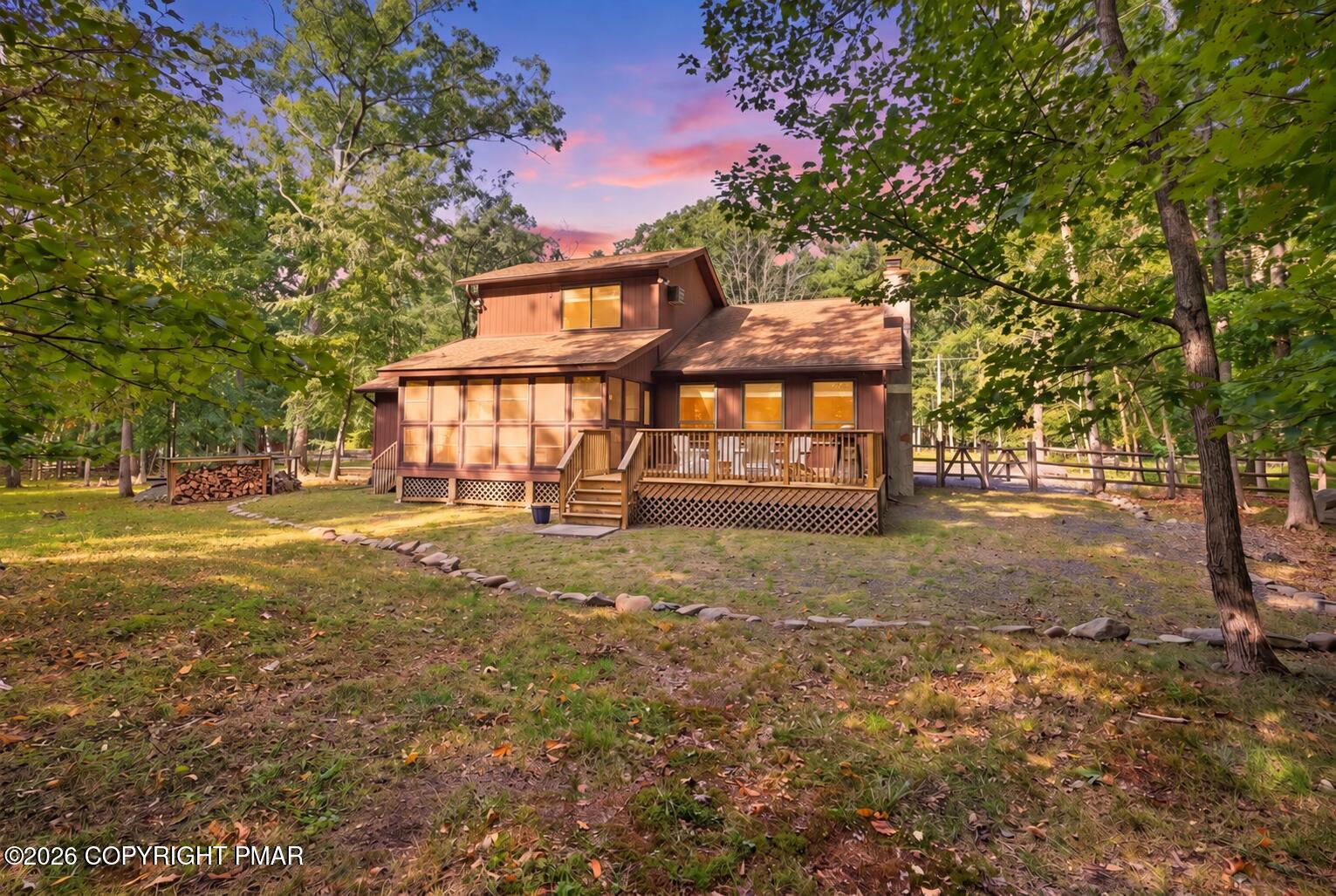 523 Saunders Court — photo