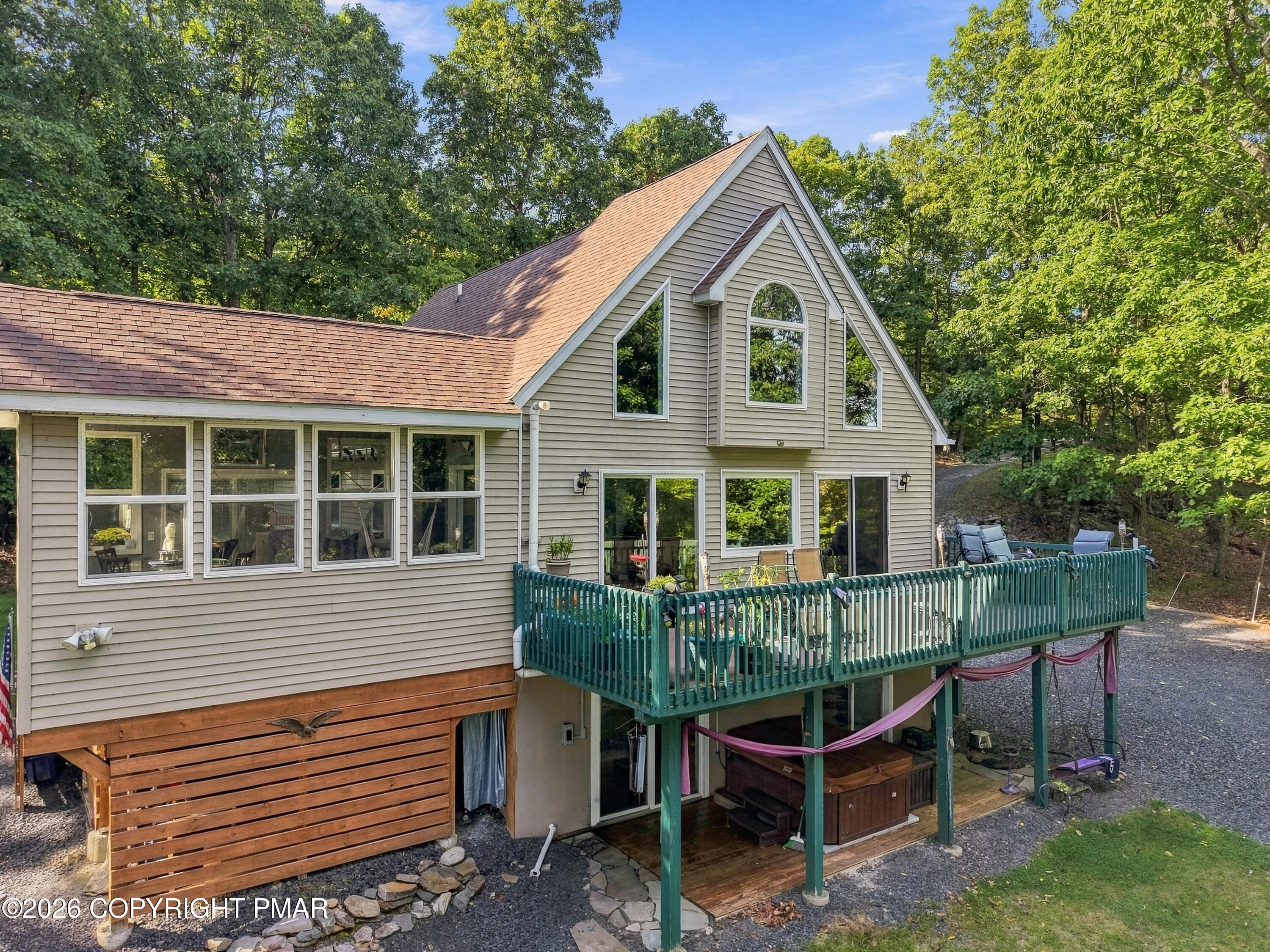 161 Lakewood Drive — photo