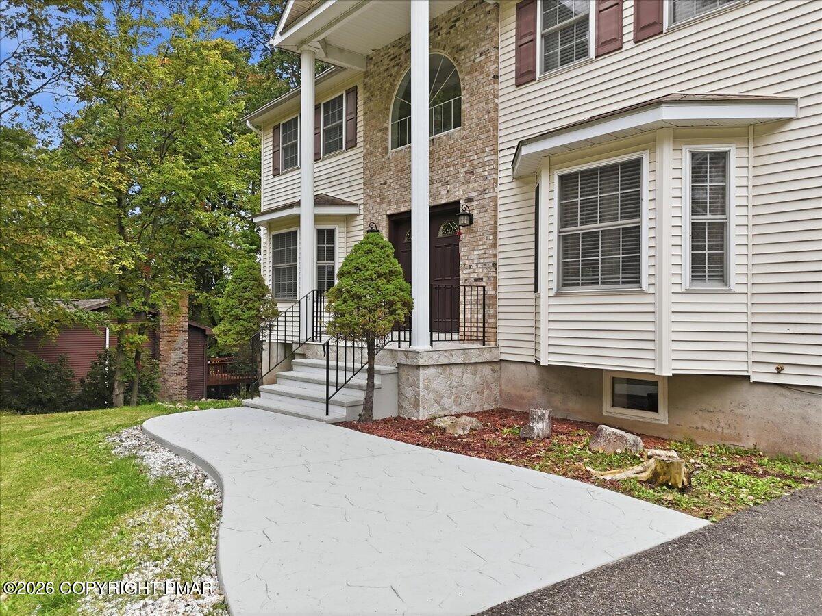 49 Seneca Road, Mount Pocono, PA 18344 — photo 3