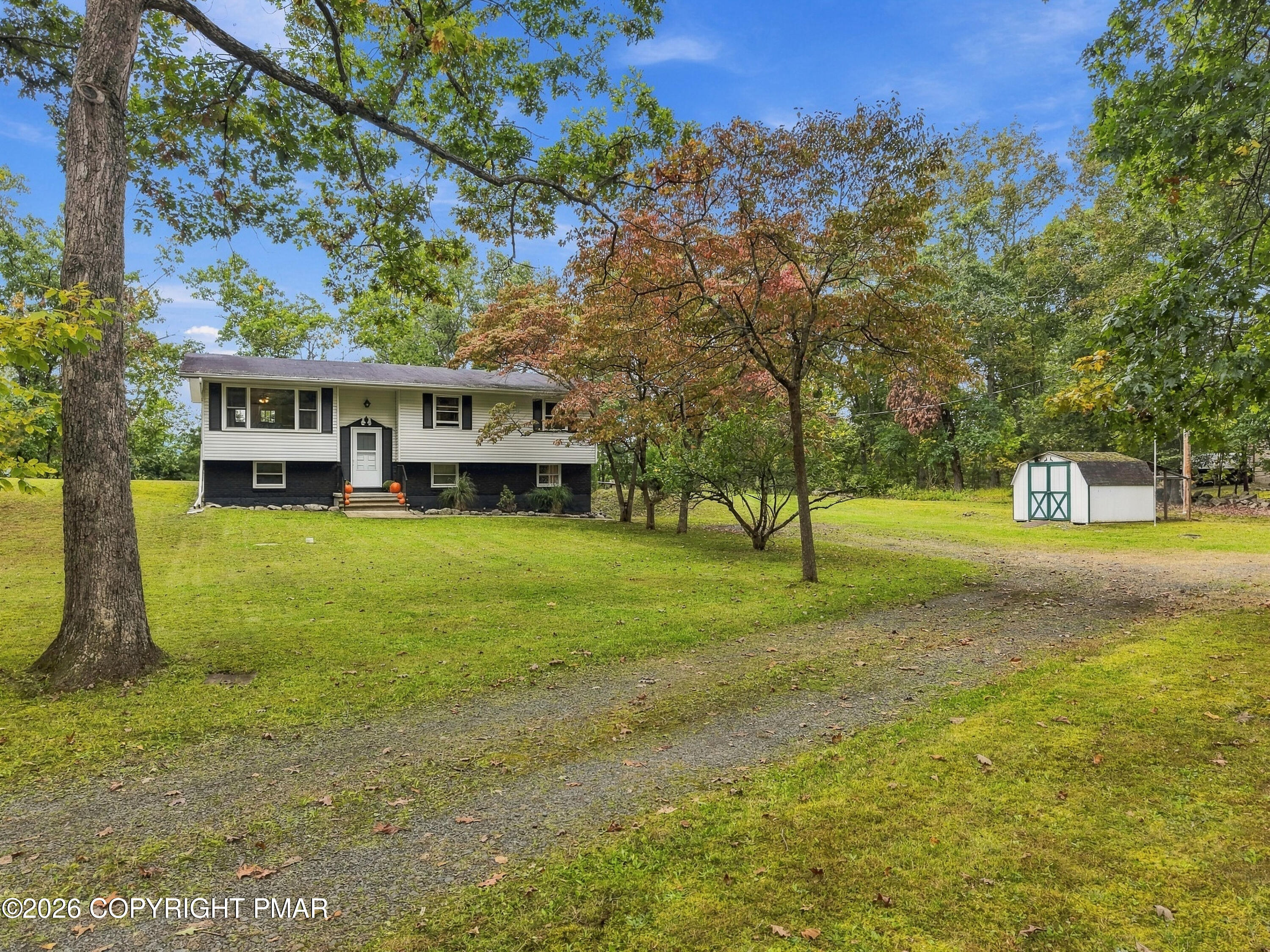84 Lower Lakeview Drive — photo