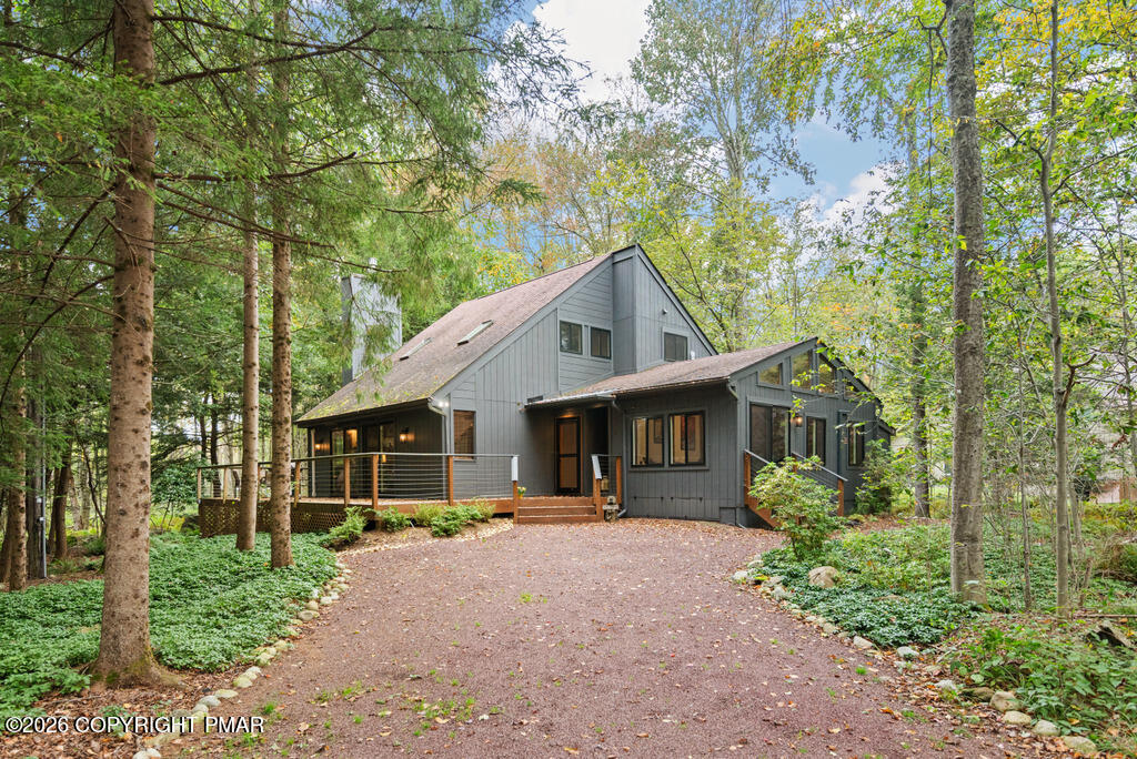 2228 White Oak Trail — photo