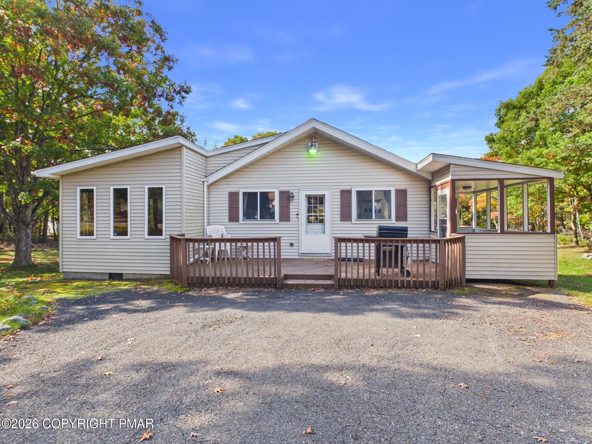 111 Sioux Drive — photo