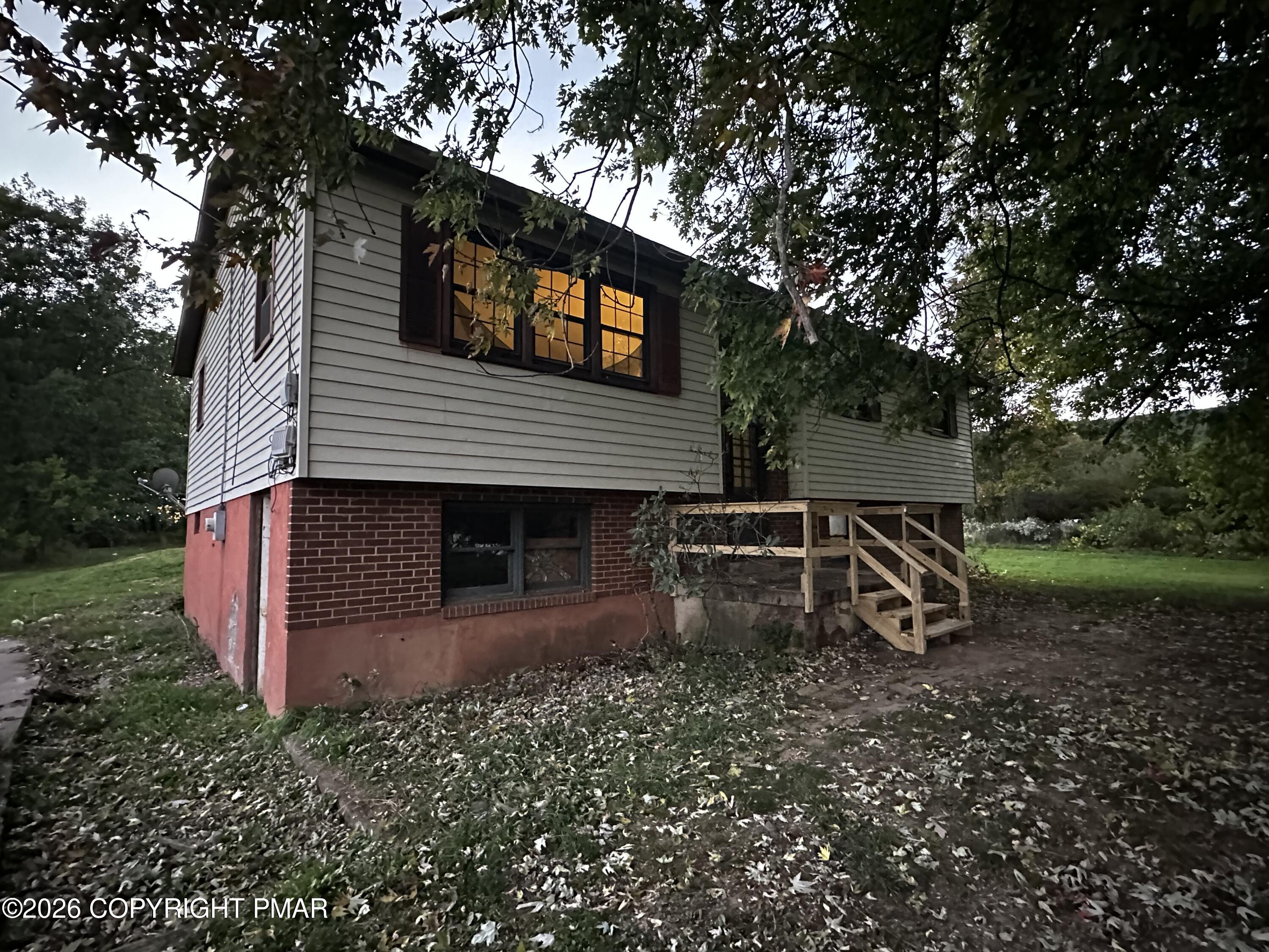 137 Valley Road — photo