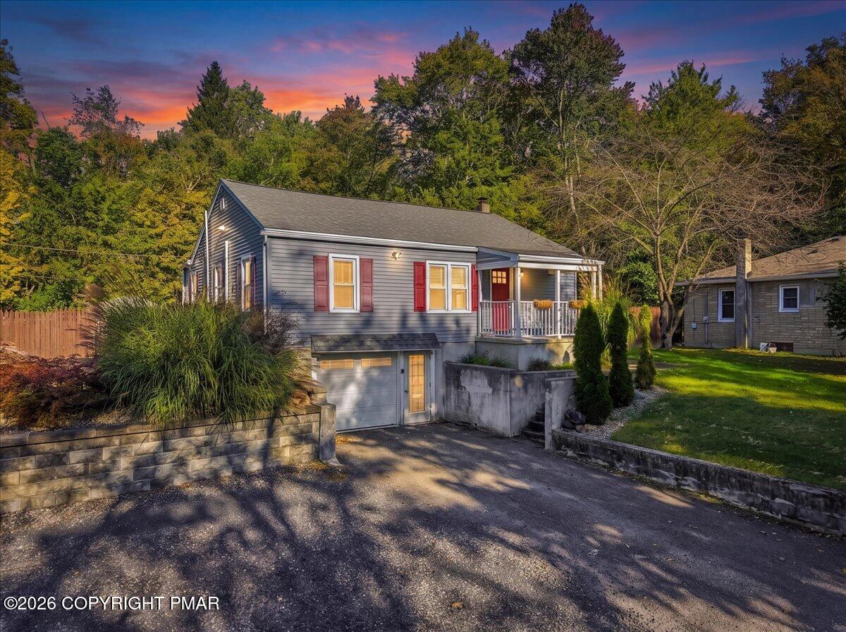 105 Periwinkle Lane — photo