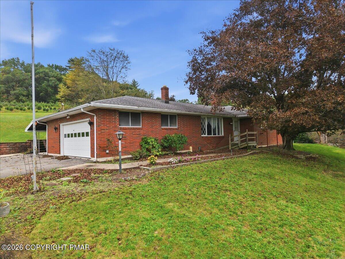 183 Hemlock Drive — photo