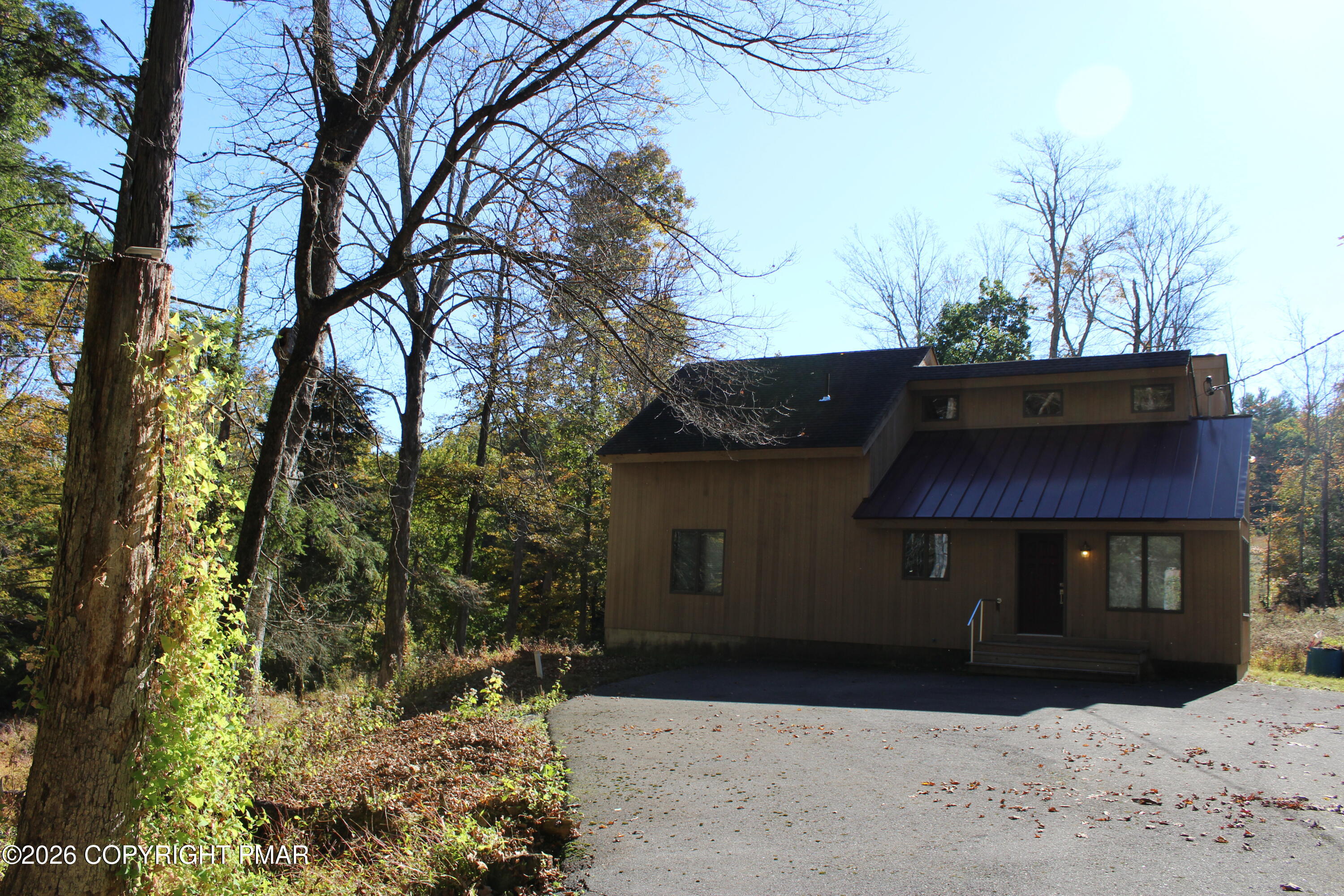 334 Clubhouse Drive — photo