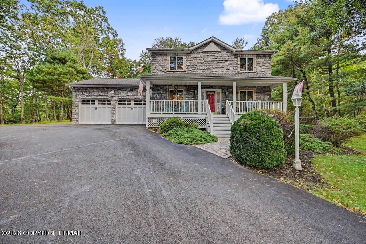 212 Fairfield Drive — photo