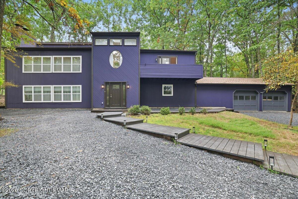 6138 Wales Court — photo