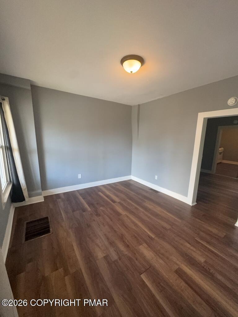 1404 Sanderson Avenue — photo