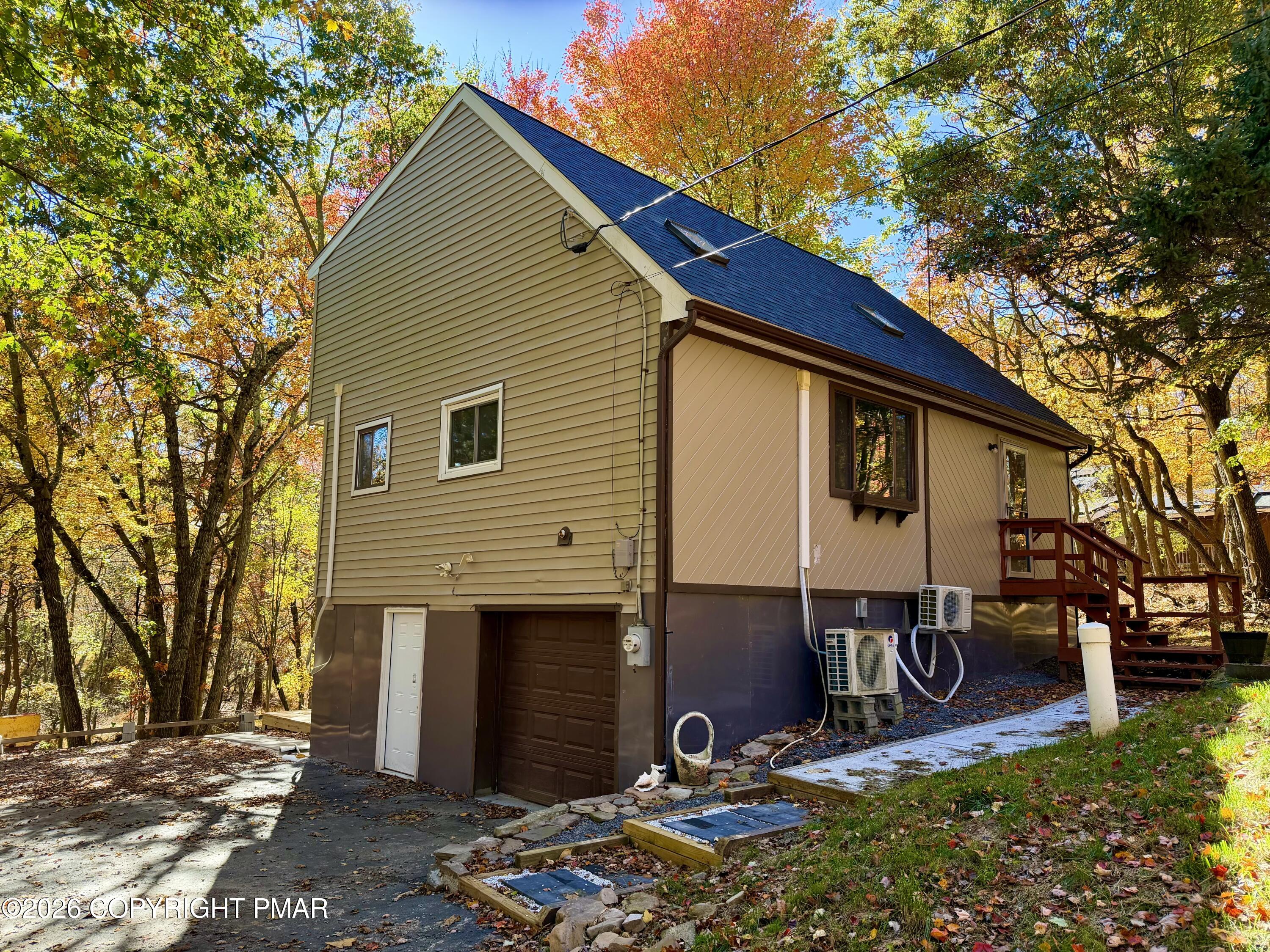 527 Clearview Drive — photo
