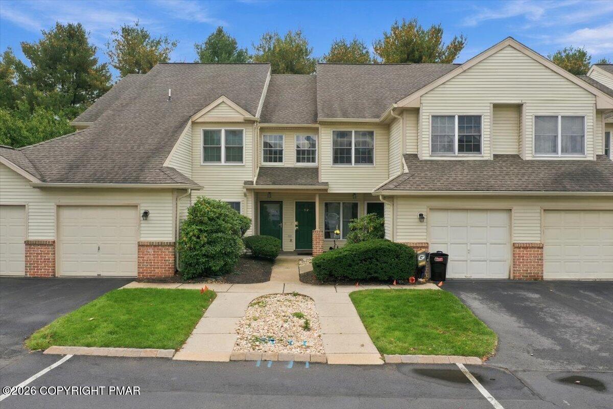 112 Lindfield Circle — photo