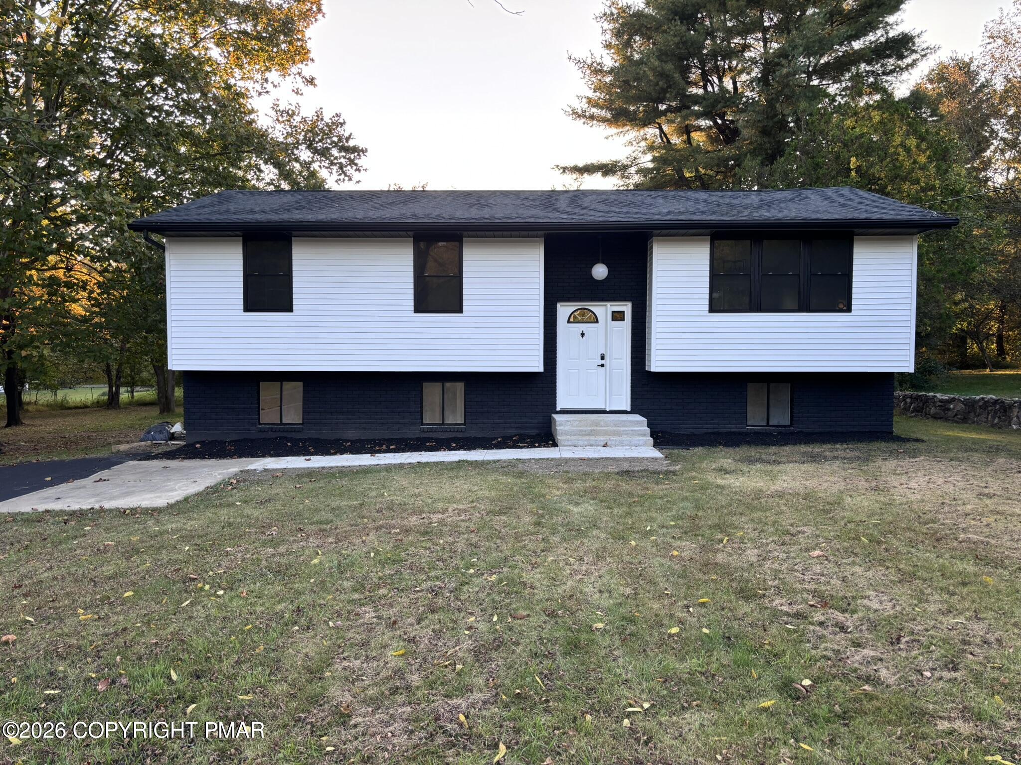 3097 Pleasant View Drive — photo