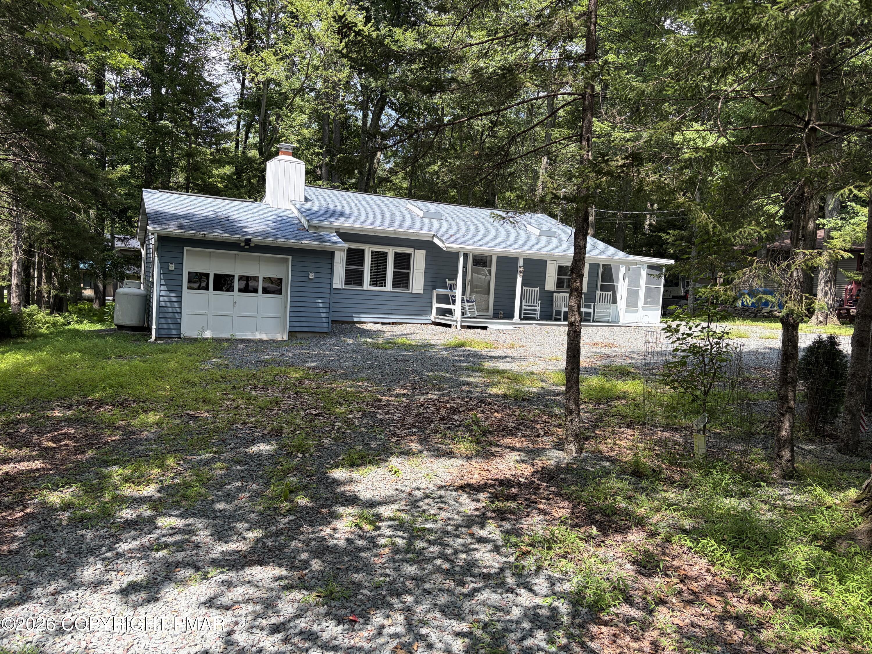 131 Tommys Lane — photo