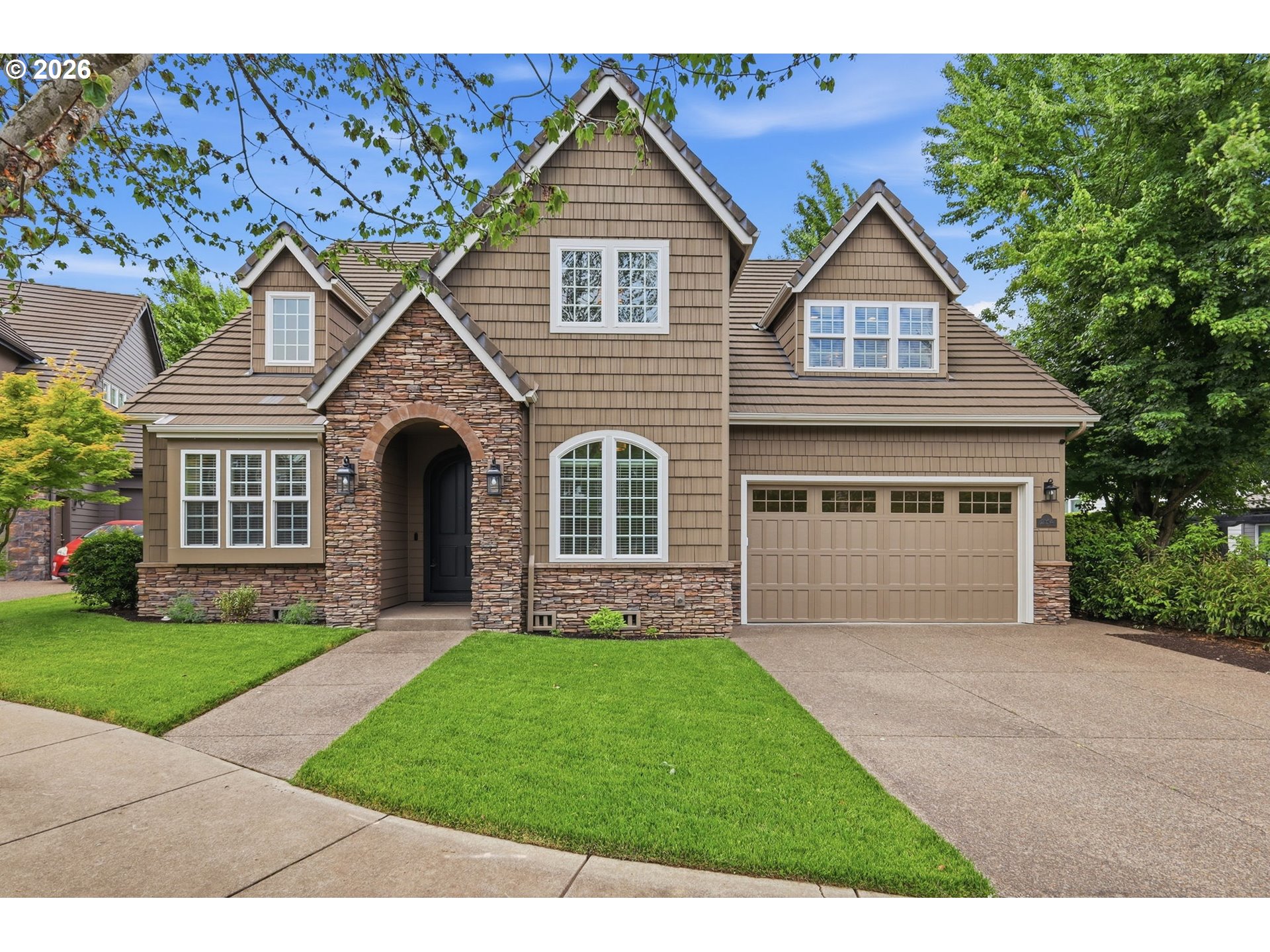 2154 Sparrow Ct — photo