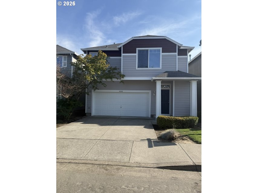4220 SE Russell St — photo