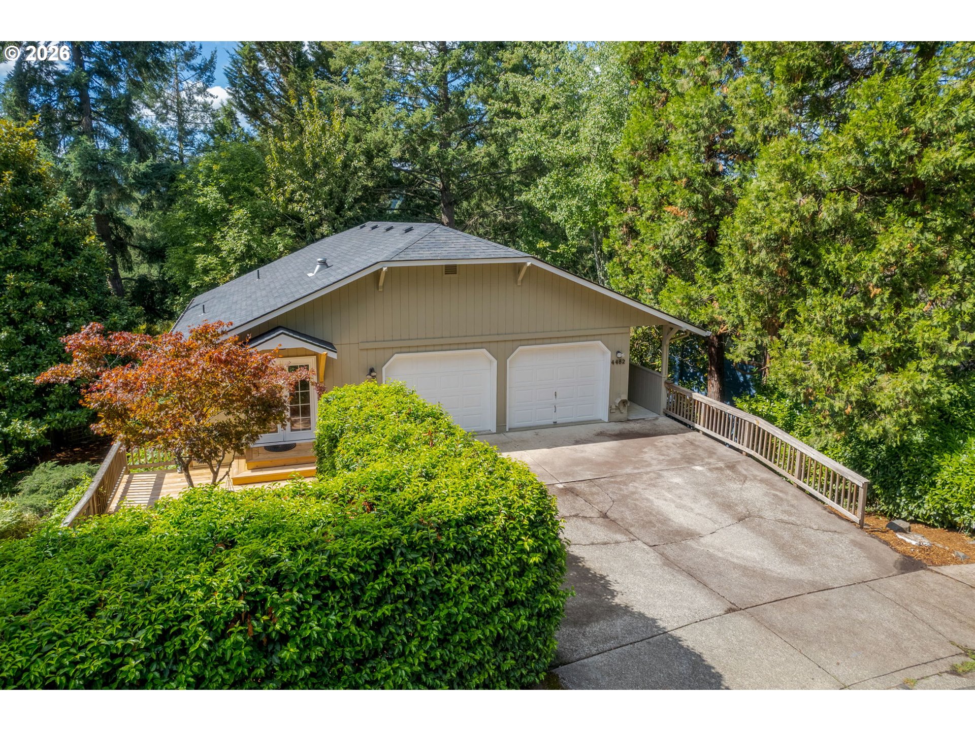 4482 Paddock Dr, Eugene, OR 97405 — photo 2