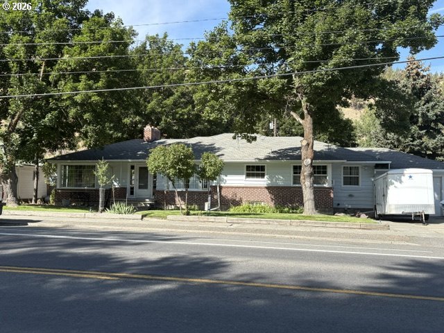 403 S Canyon Blvd — photo
