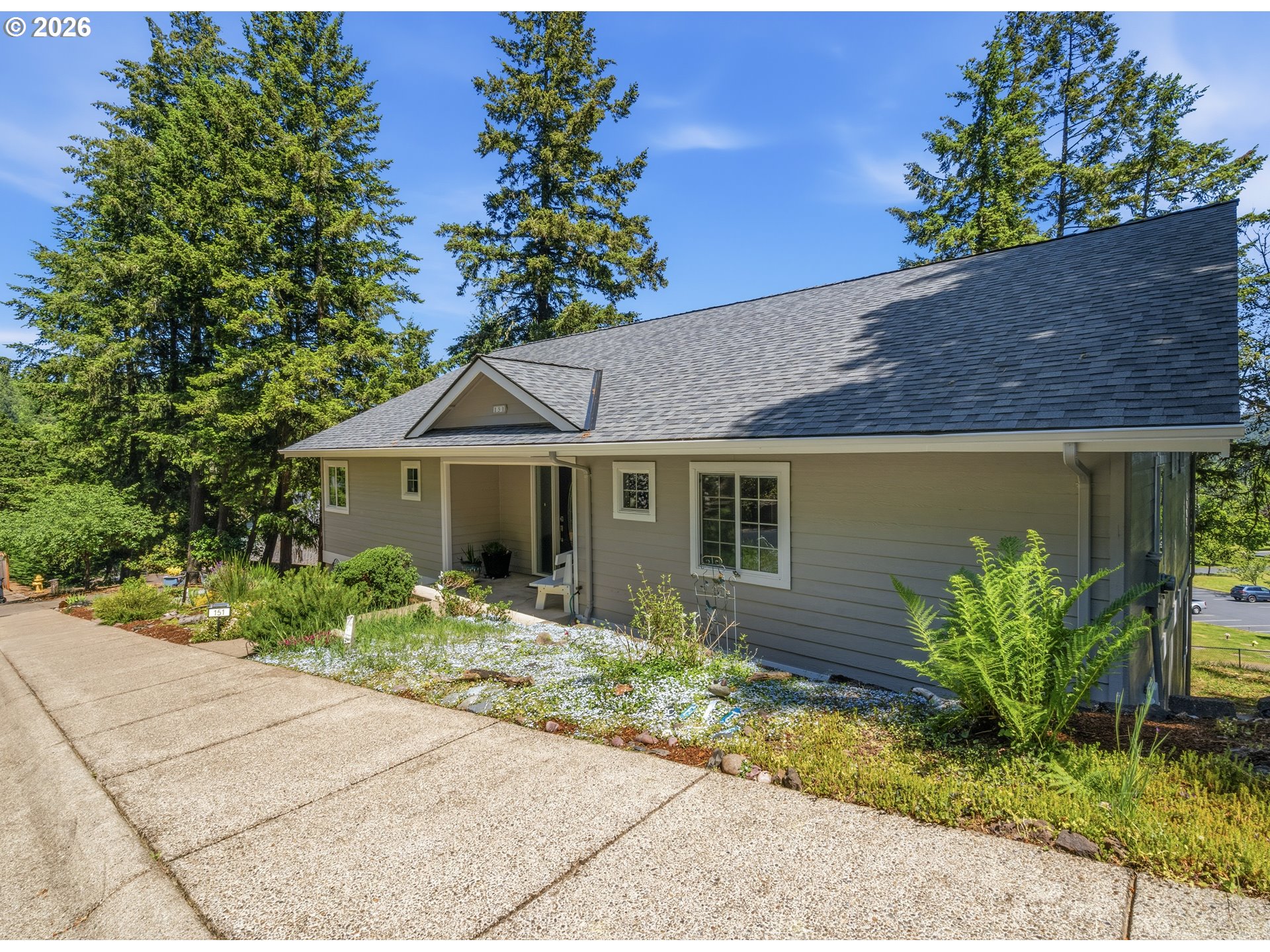 151 Rockridge Loop, Eugene, OR 97405 — photo 2