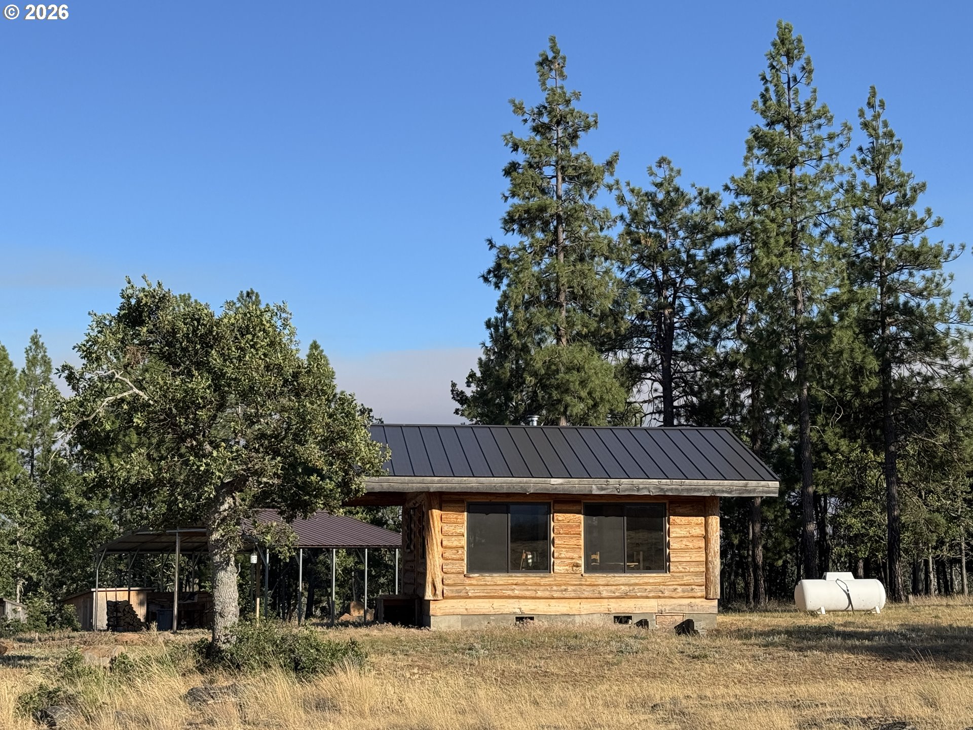 Home in Goldendale, WA 98620 — photo 2