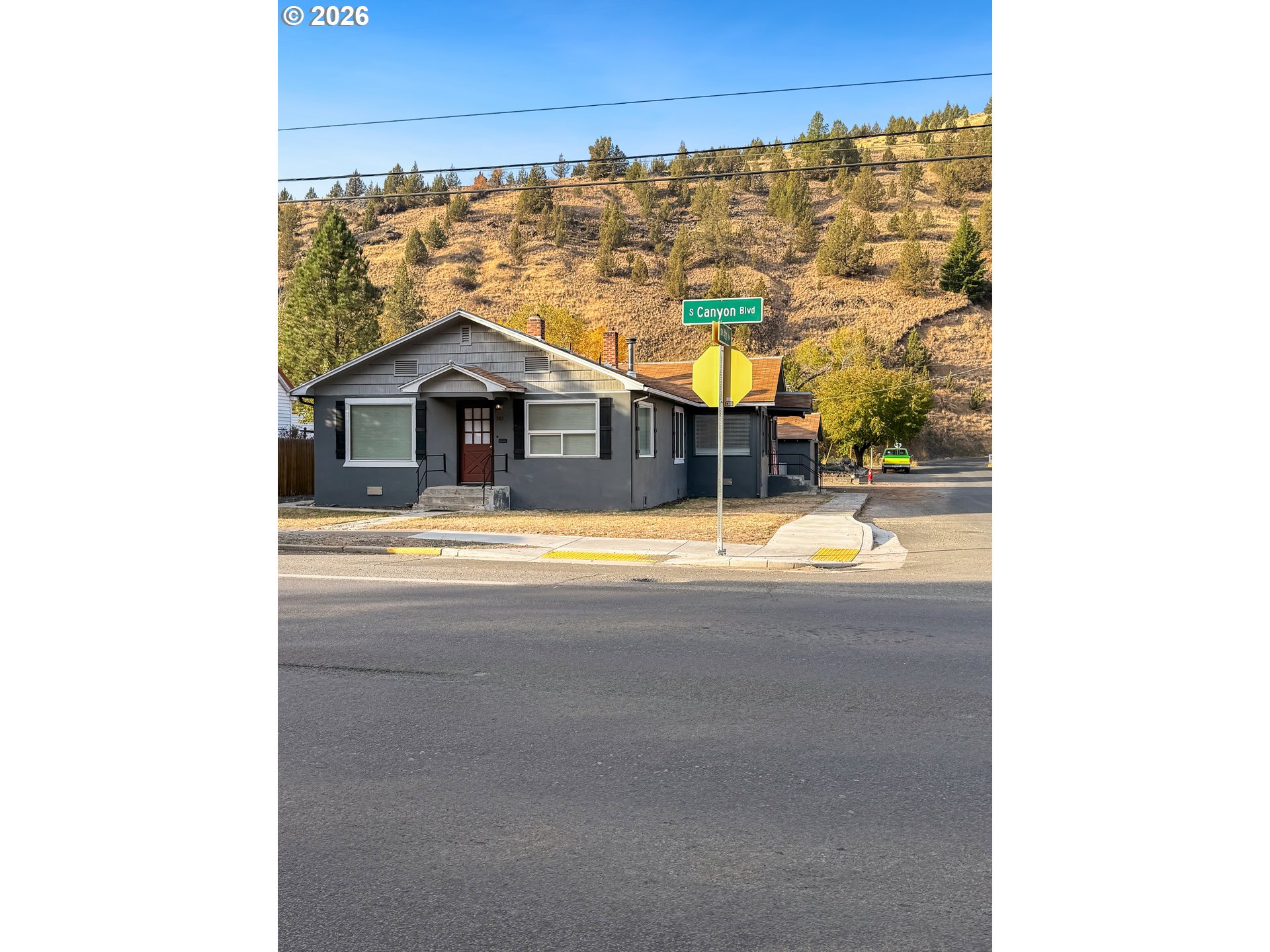 501 S Canyon Blvd — photo