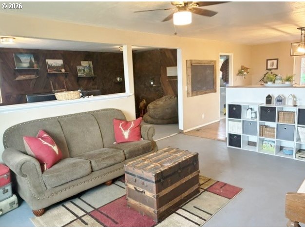 829 SE 9TH ST, Pendleton, OR 97801 — photo 3