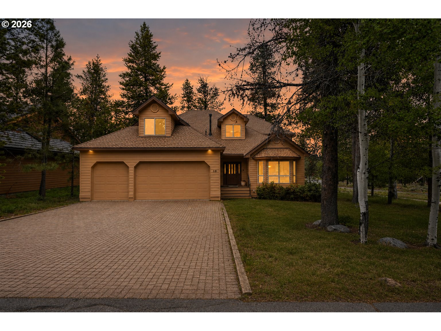 18004 Tan Oak Ln — photo