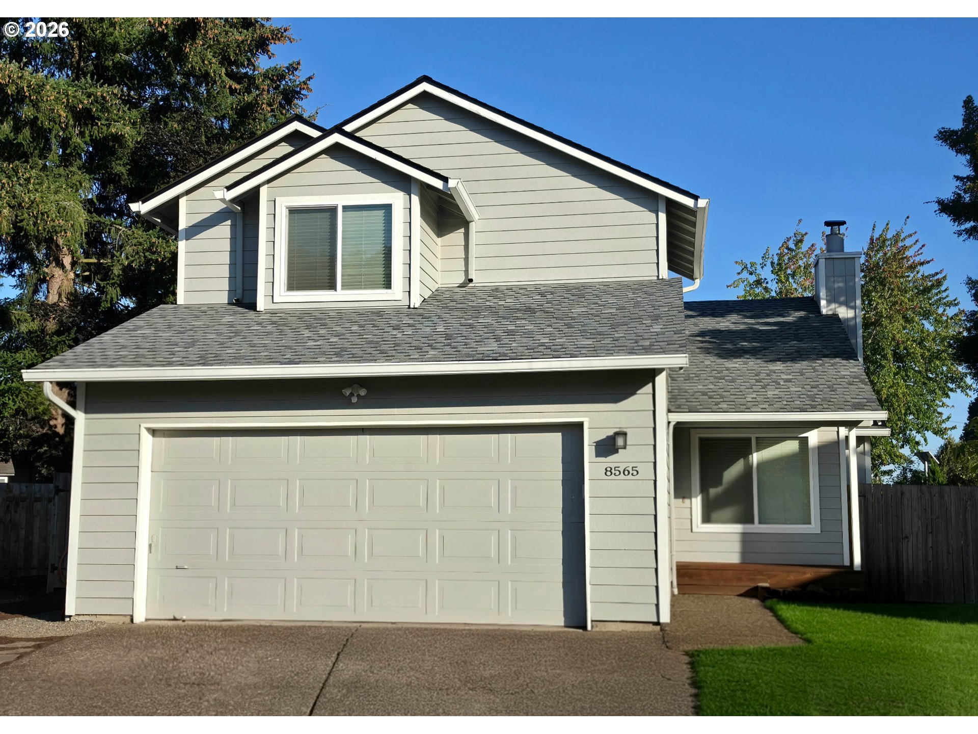 8565 SW Stratford Ct — photo