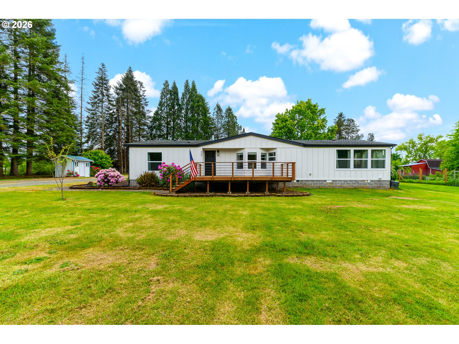 567 Quick Road, Castle Rock, WA 98611
