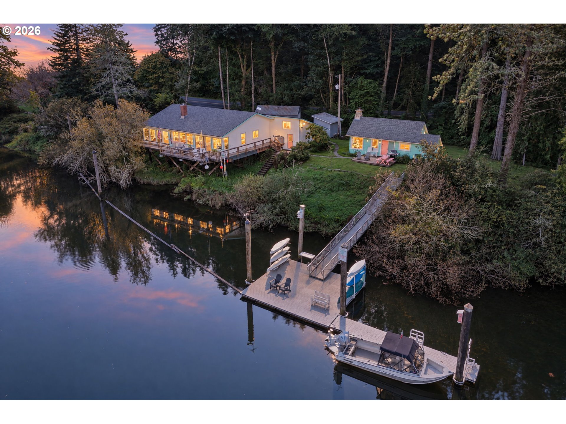 9959 Sweet Creek Rd — photo