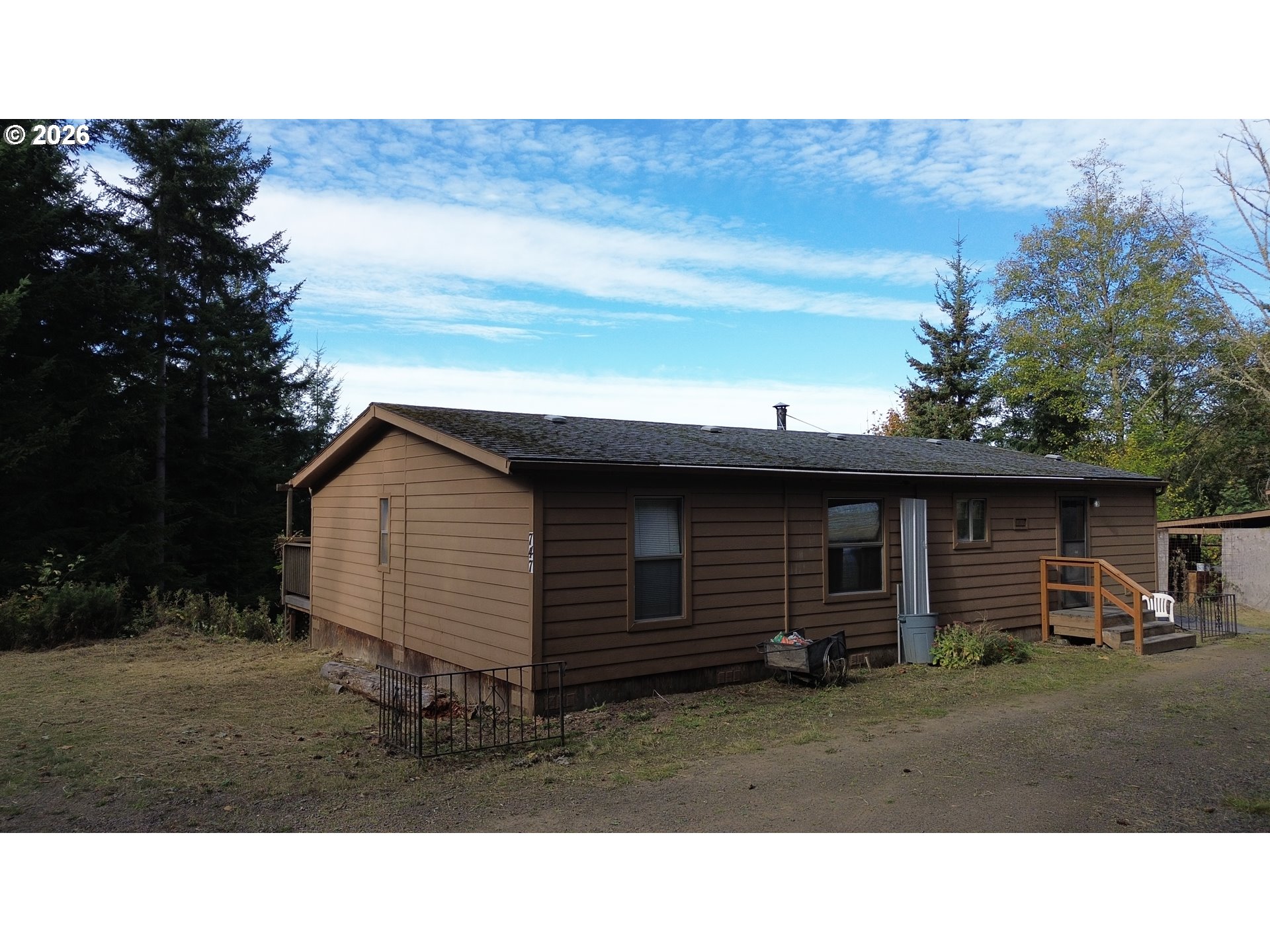 747 Sauer Rd — photo