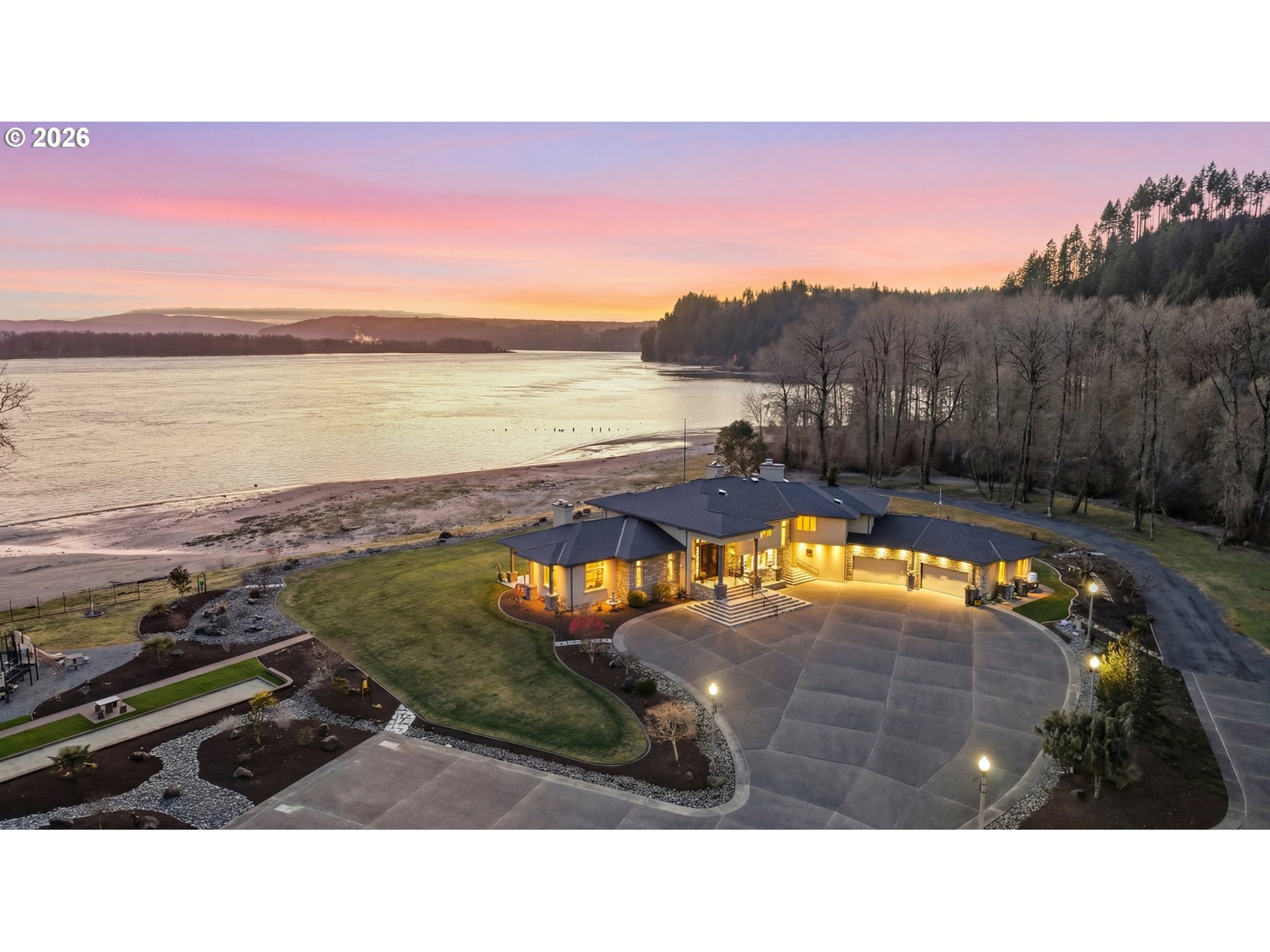 266 Columbia Point Rd, Longview, WA 98632 — photo 2