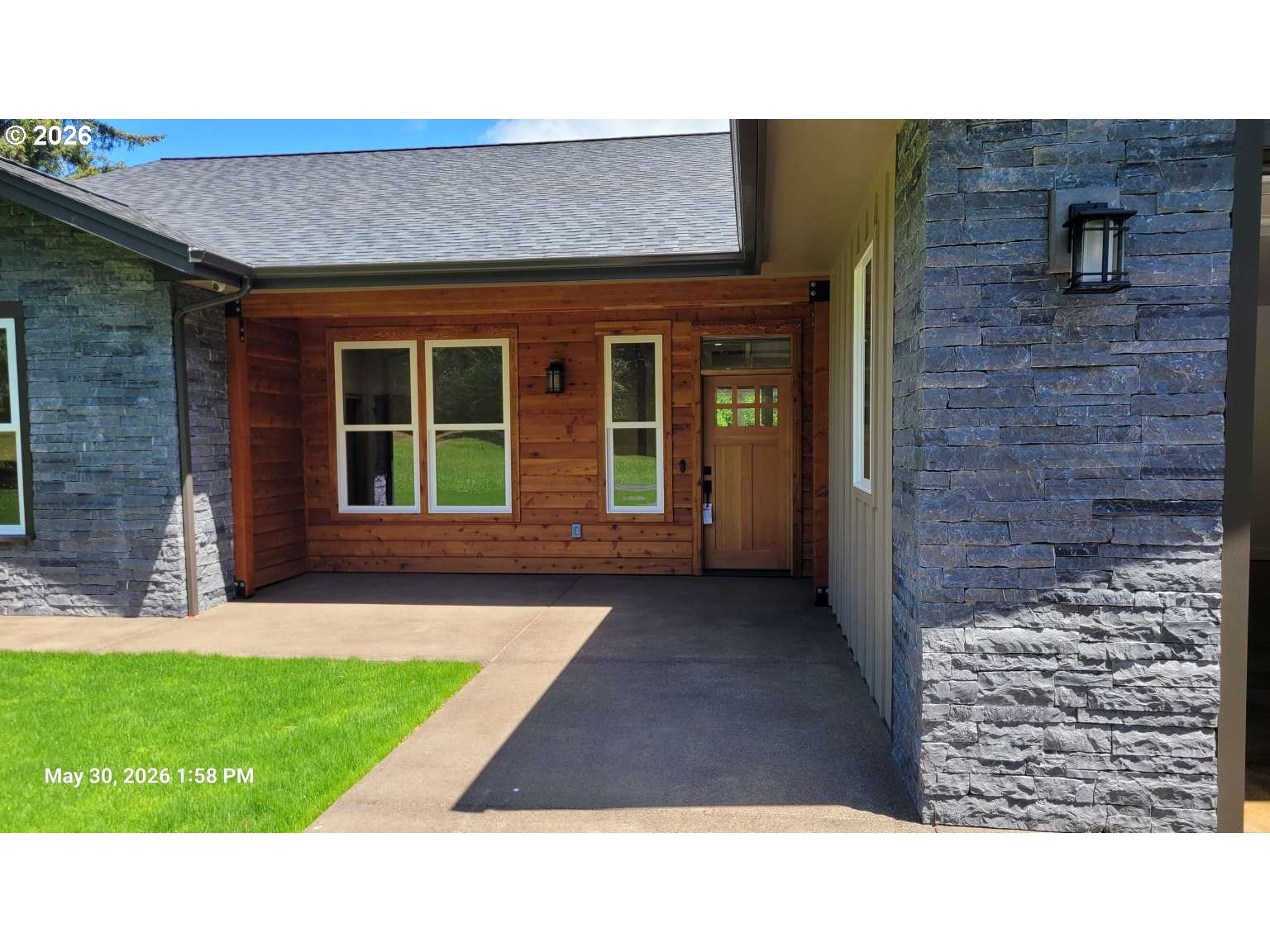 4750 Mitchell Loop Rd, Florence, OR 97439 — photo 2