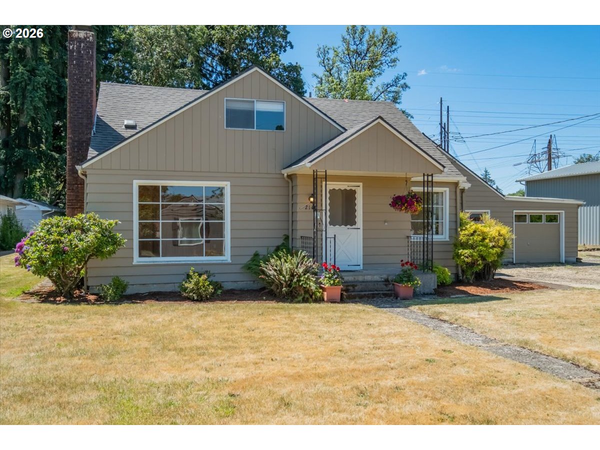 2140 17th Ave SW — photo