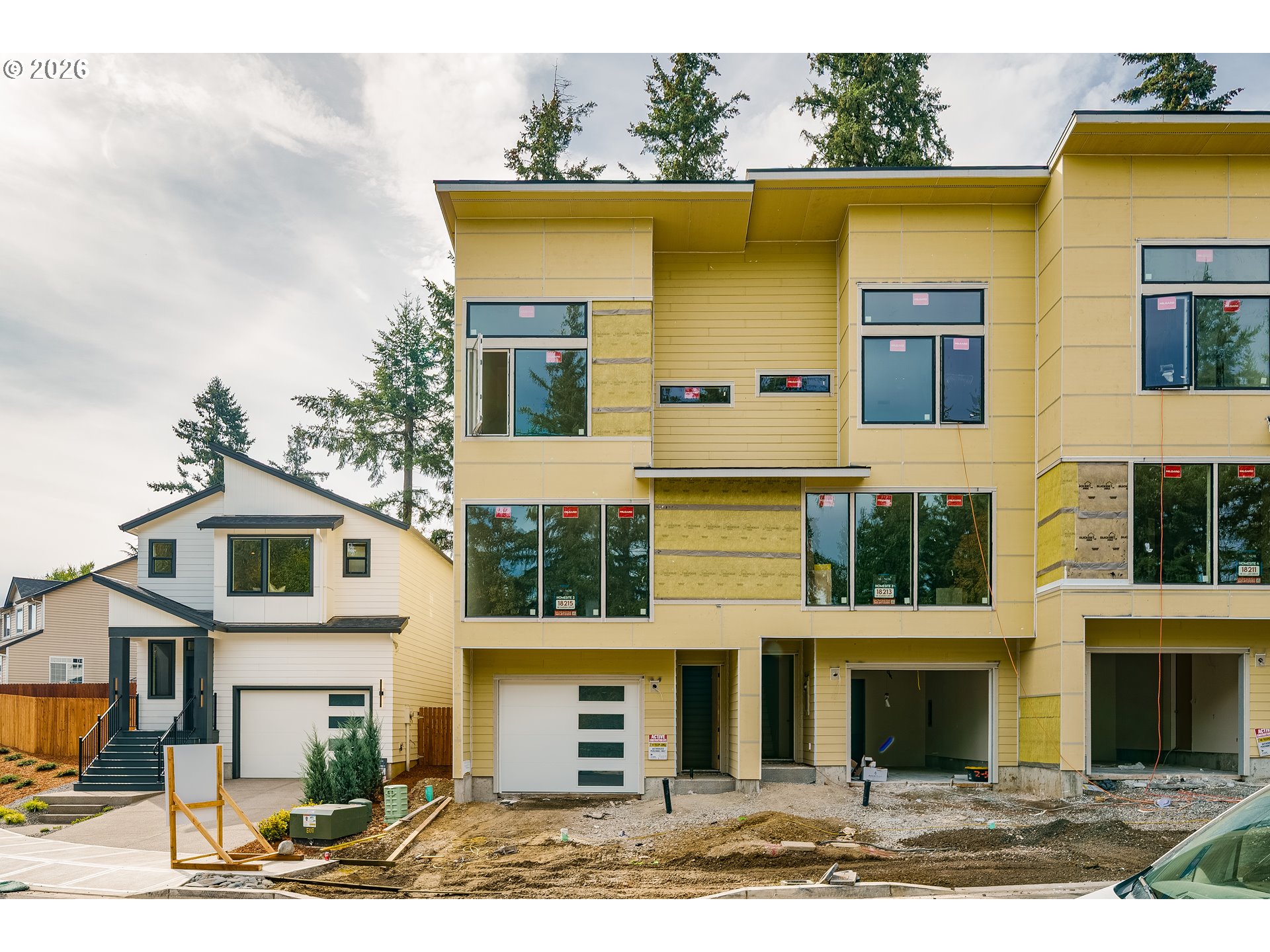 18205 NE Garden Dr — photo