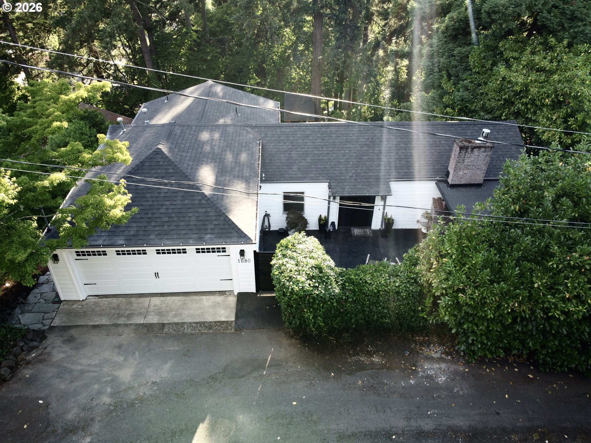 1680 Westover Dr — photo