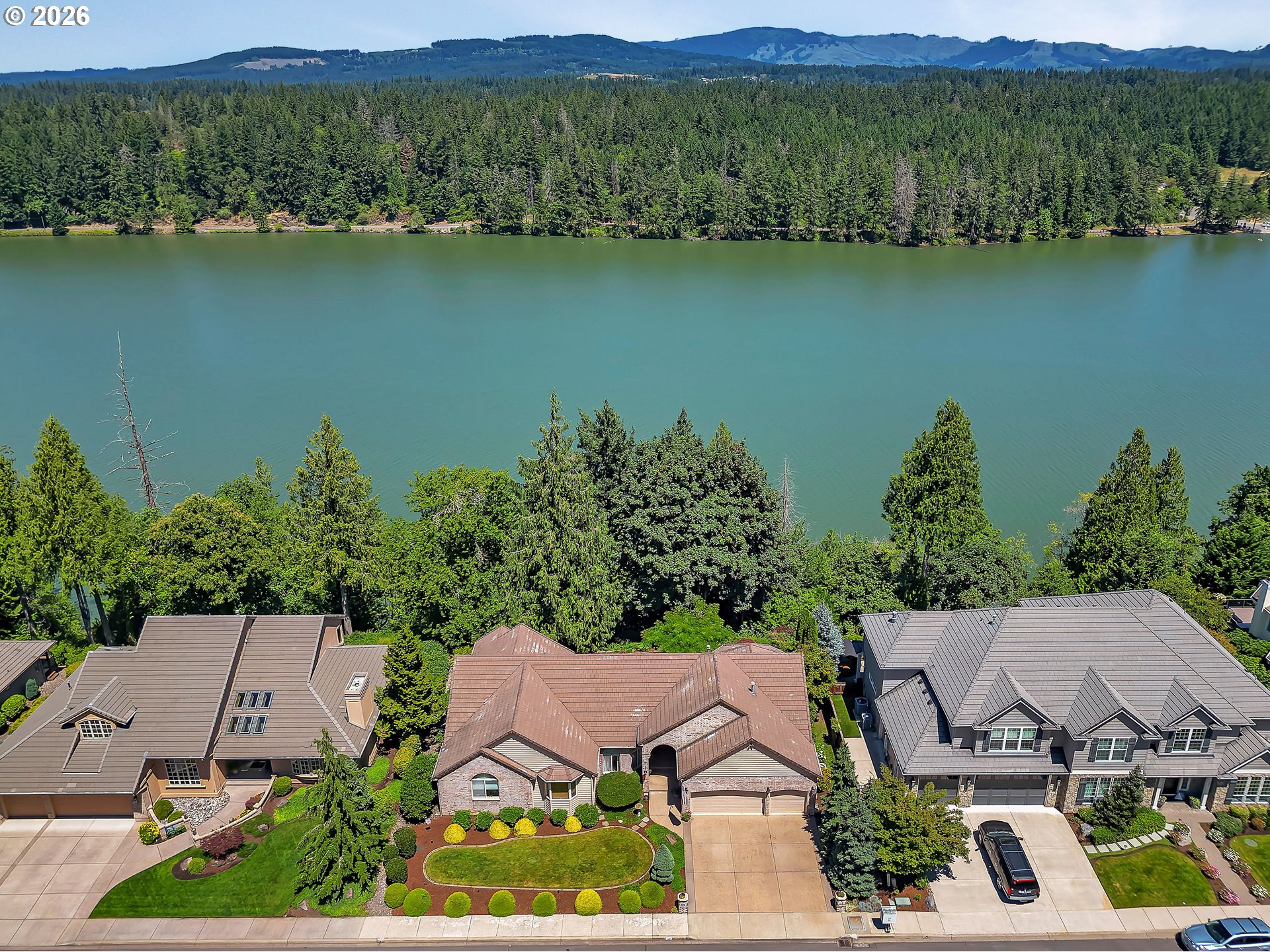 1631 NW Lacamas Dr — photo