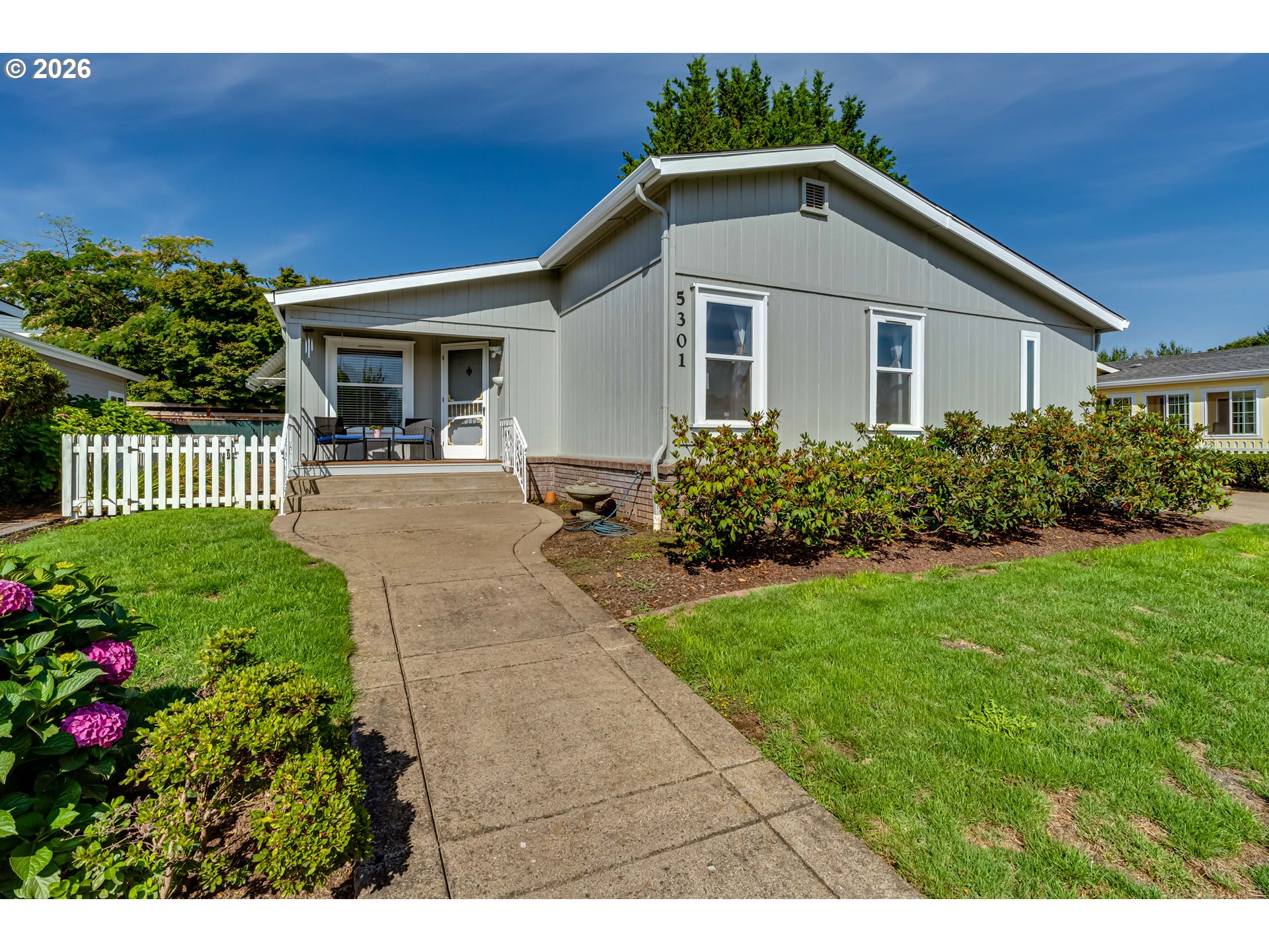 5301 Glenn Ellen Dr, Eugene, OR 97402 — photo 2