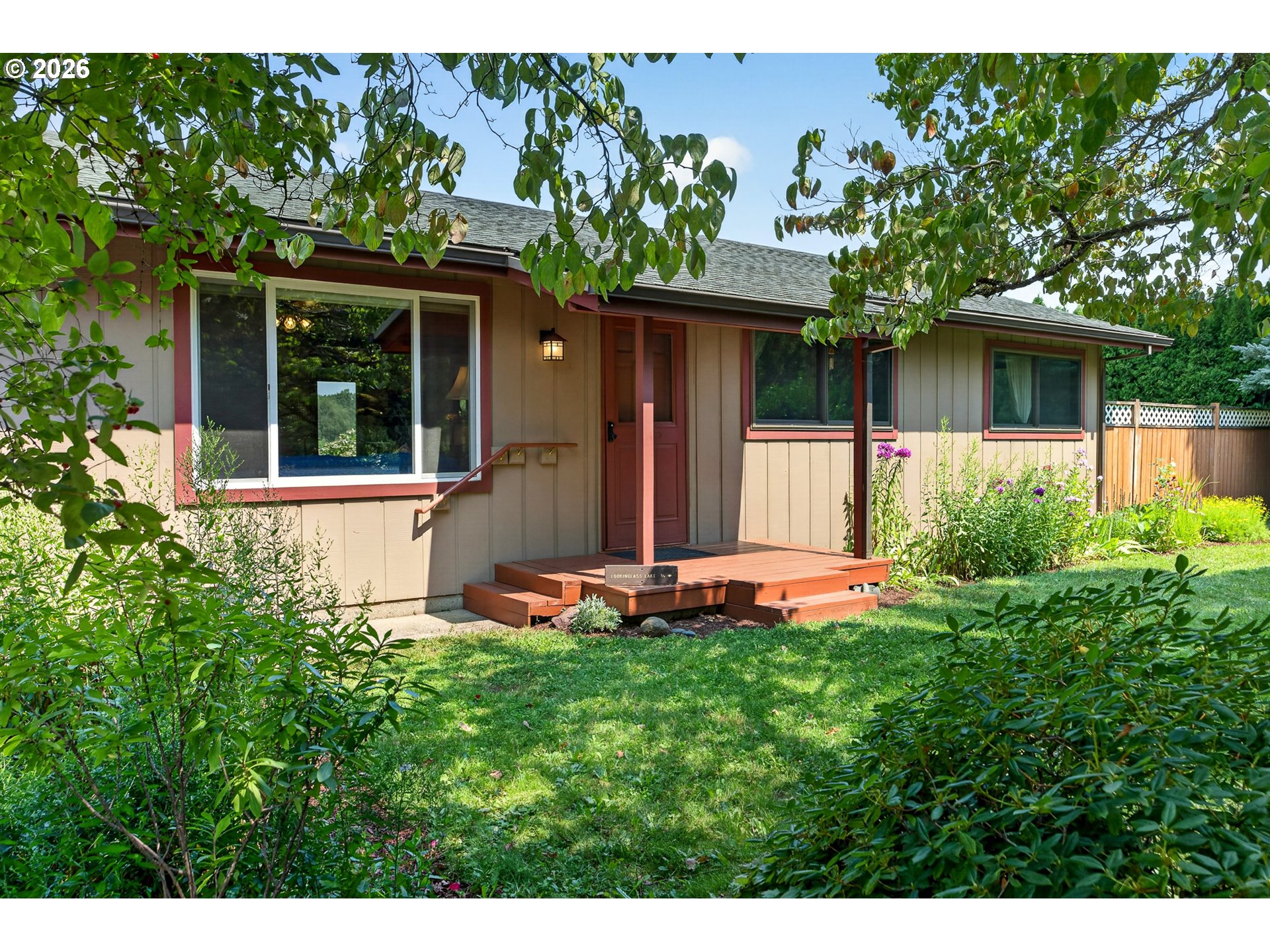 4460 Riordan Hill Dr — photo