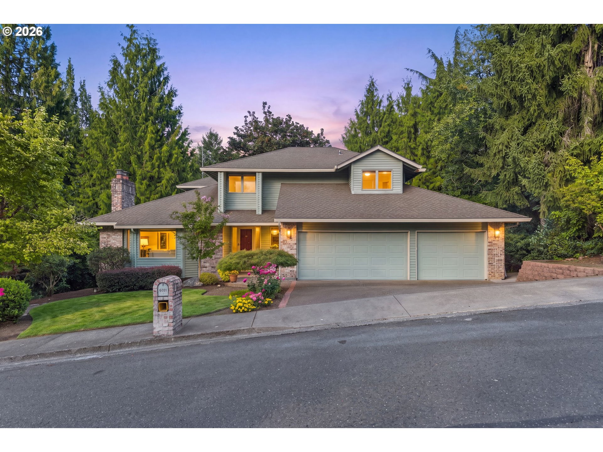 6011 SW Knightsbridge Dr — photo