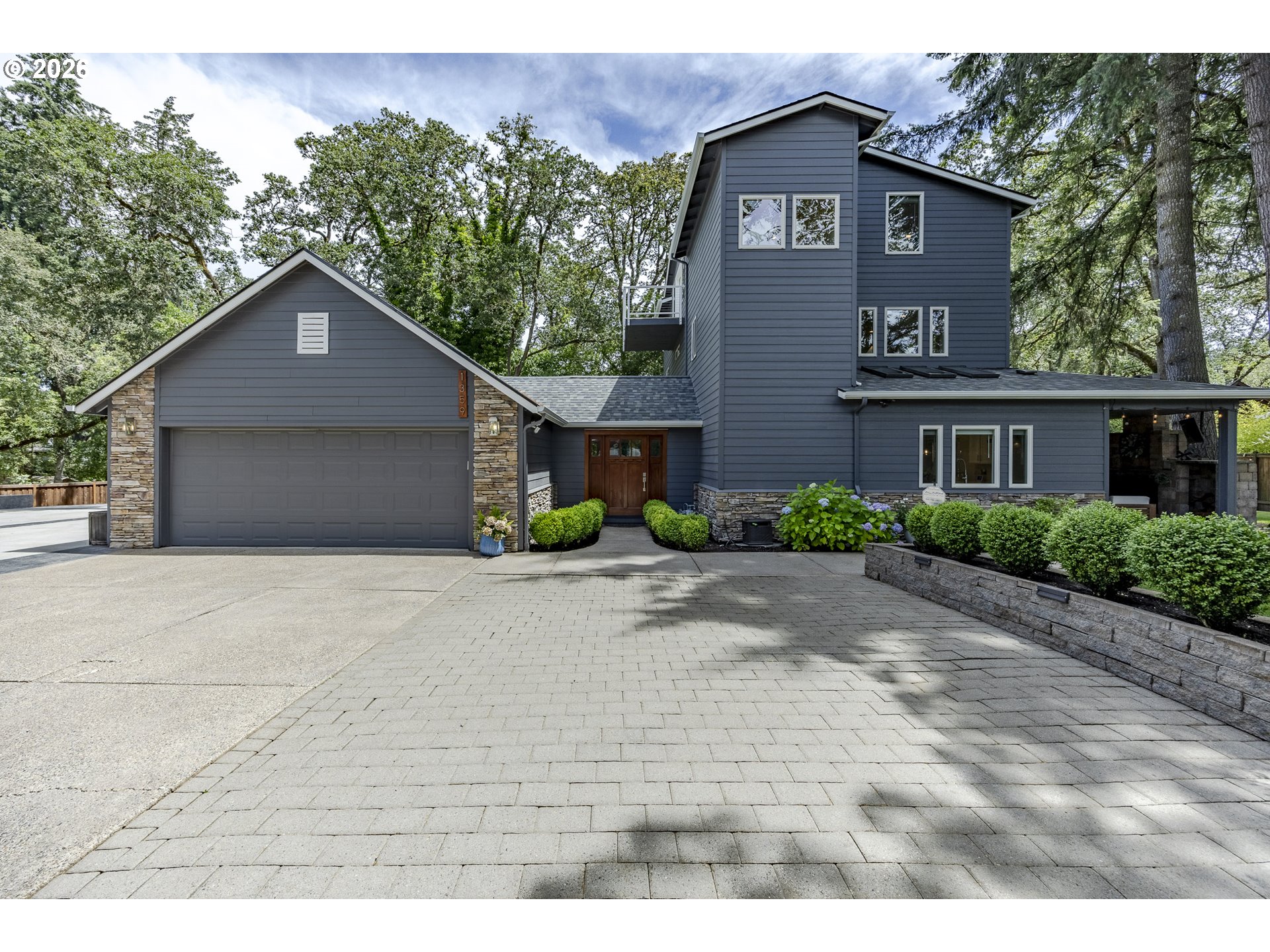 1359 Hammock St — photo