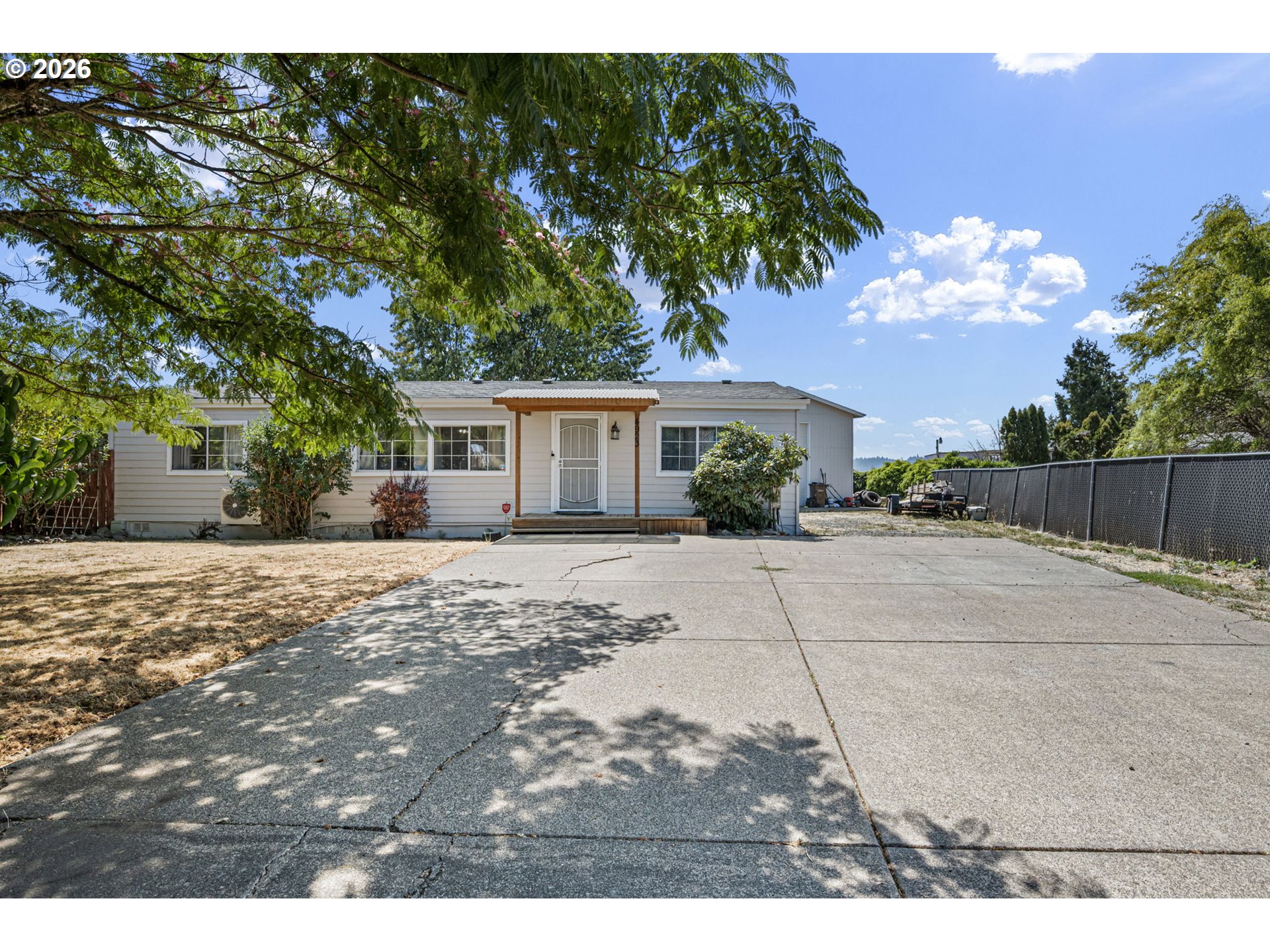 4923 Morely Loop — photo
