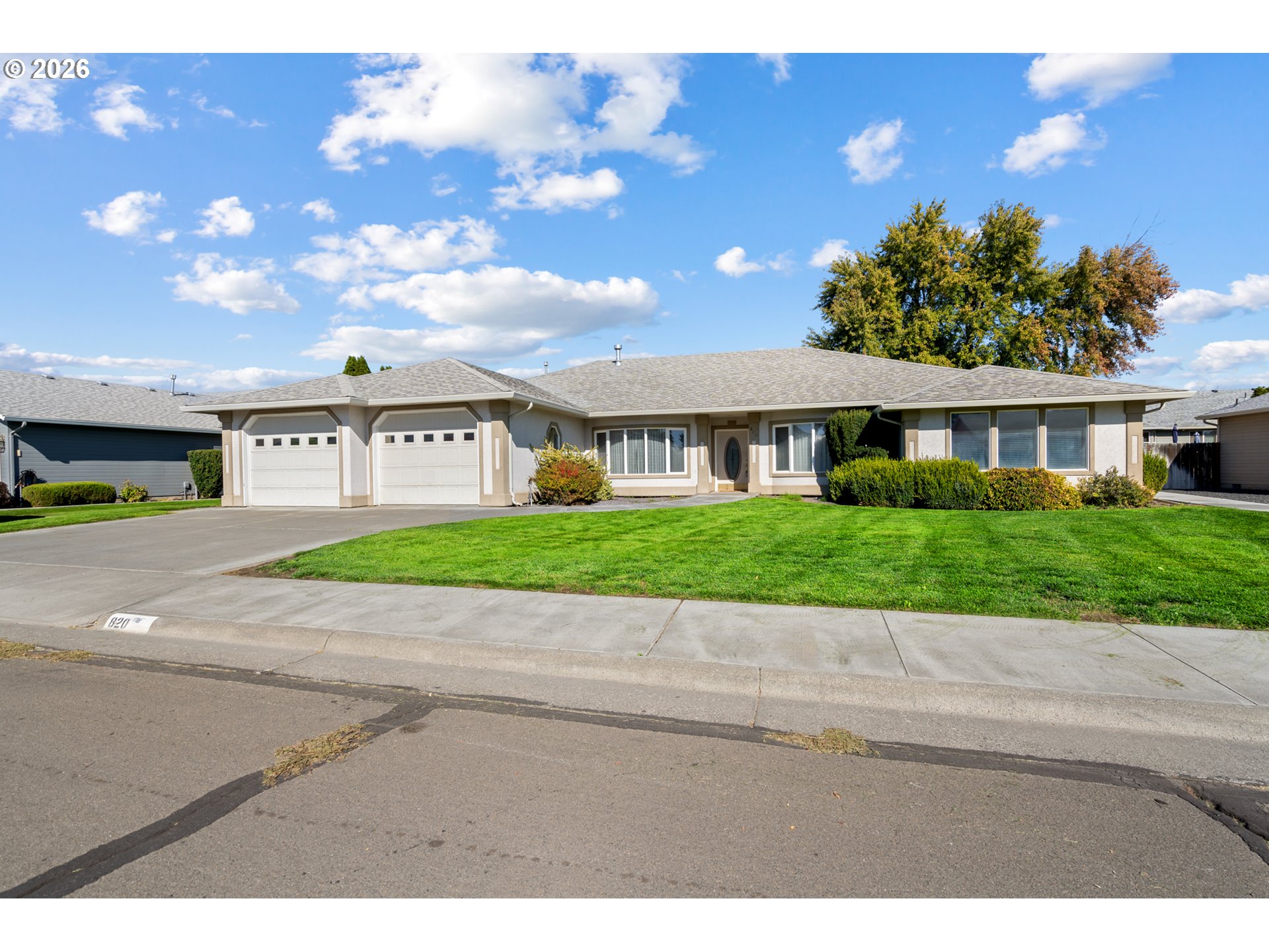 820 W Alder Ave — photo